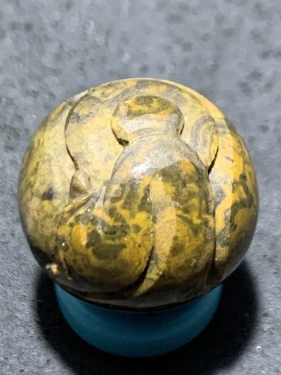 精美亚光罕见九眼页岩天珠手工雕刻无相佛随形圆珠一颗， - 精美亚光罕见九眼页岩天珠手工雕刻无相佛随形圆珠一颗，
