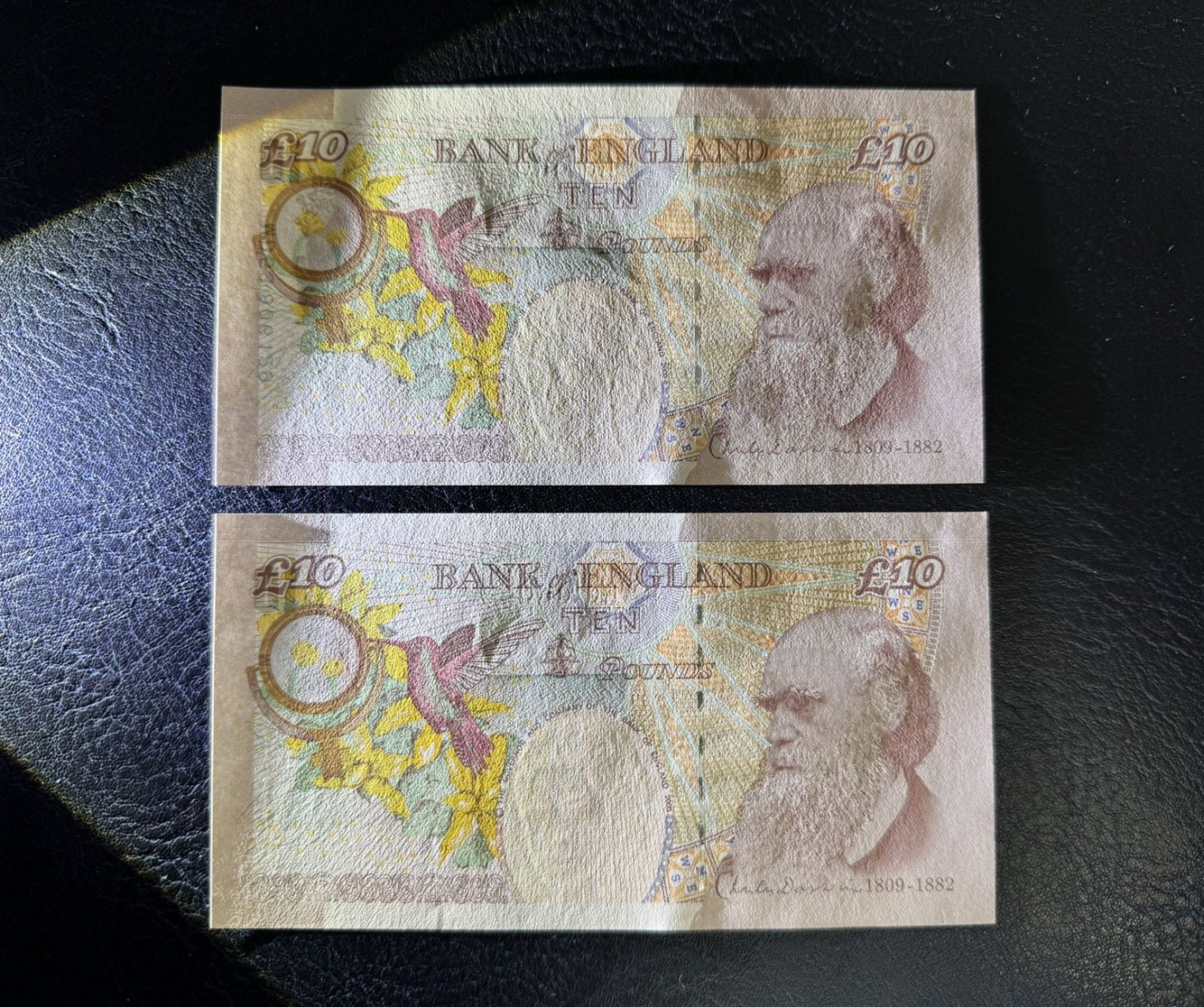 收藏联盟Quantum Auction 第335期拍卖  英国2000版10镑两连号 品相UNC 朦胧号