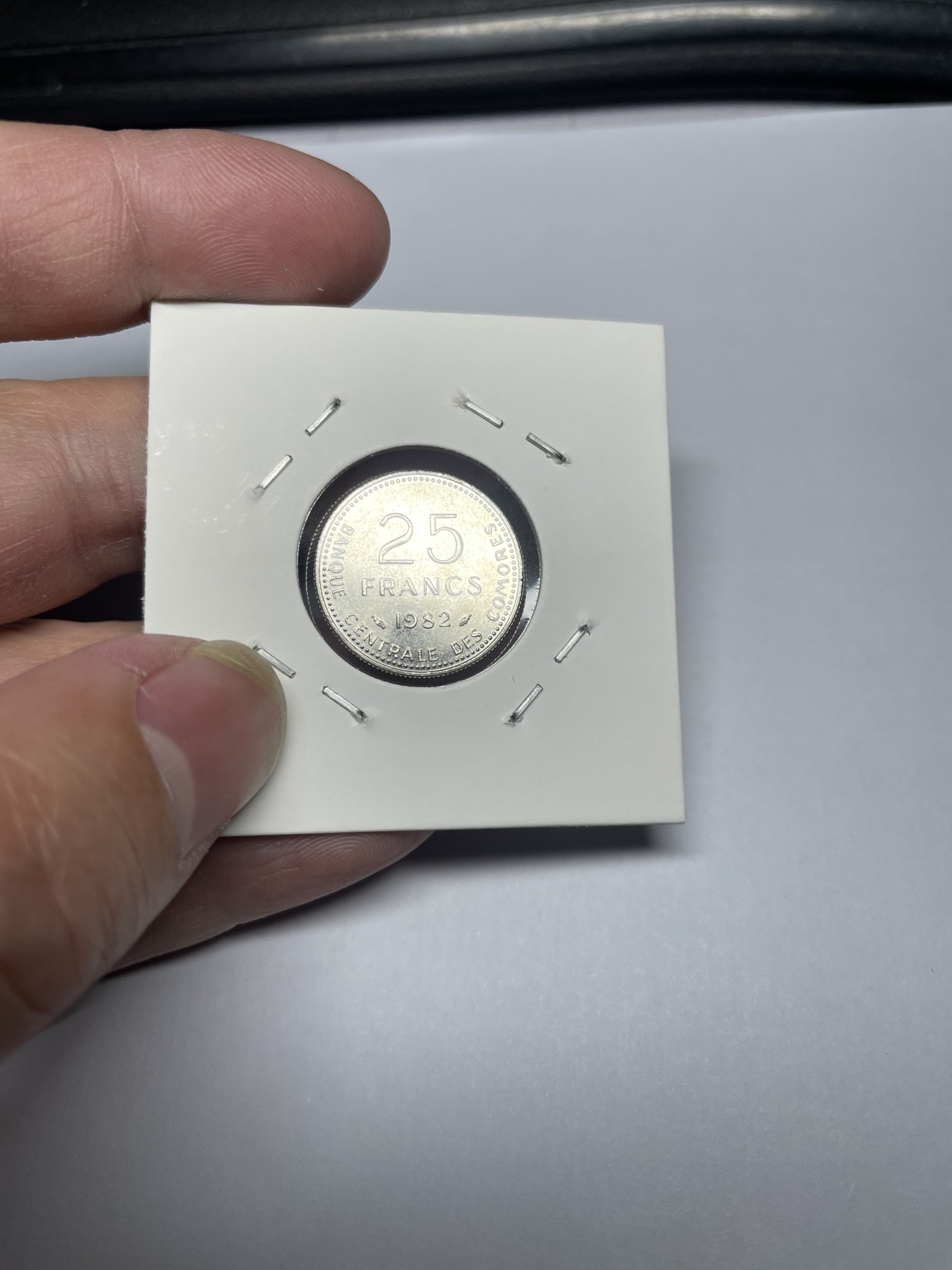 2024年集古藏今外币拍卖第三期-第9场—（总第29拍） 1982年科摩罗25法郎-小鸡孵化