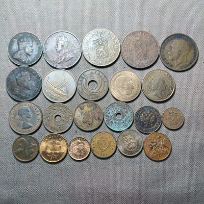 一百三十五期 四月第一拍 - 4.1.2铜币一组