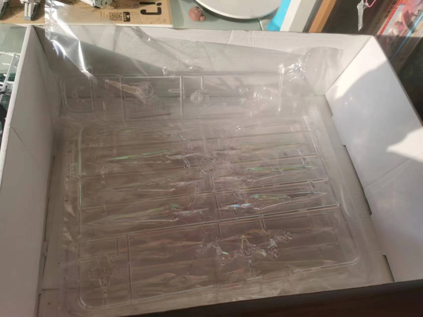 高达模型专场 国产高达超模力魂 光辉 观星者 怨念回响素组完成，水口默认一般，全配无损无胶原盒 已拼装