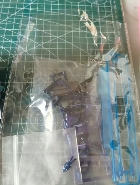 高达模型专场 国产大班6642s 黑凤凰mg菲尼克斯nt 高达，带双马尾