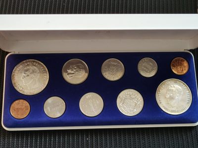 道一币馆币章第五十一场 - 原盒 比利时1976年博杜安国王一世在位25周年 双语精制纪念套币十枚套 含银币两枚