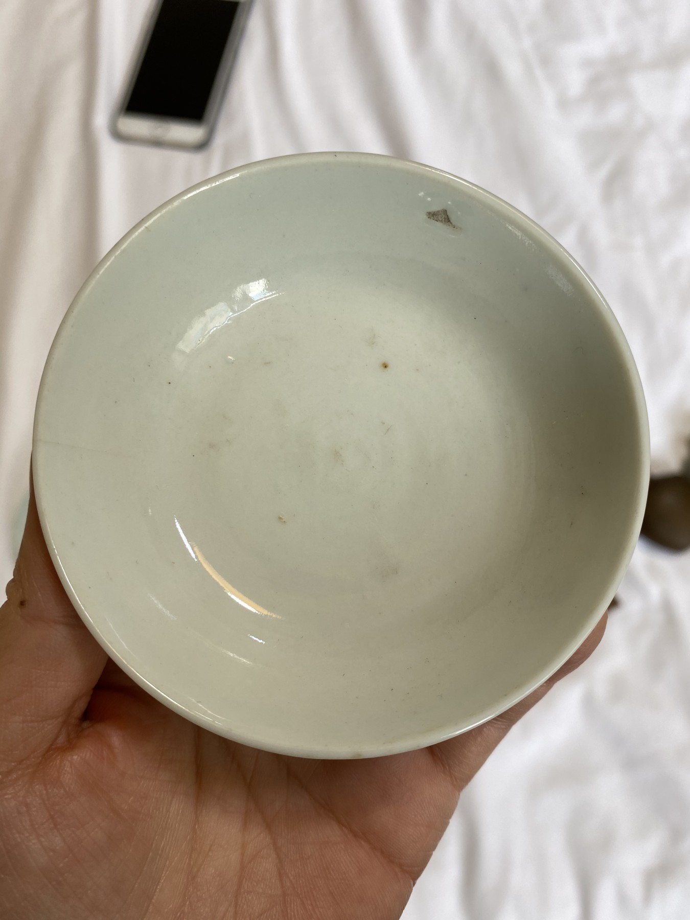 老瓷白釉小碟5个，尺寸7.9-8.3厘米，品相如图，400包快递