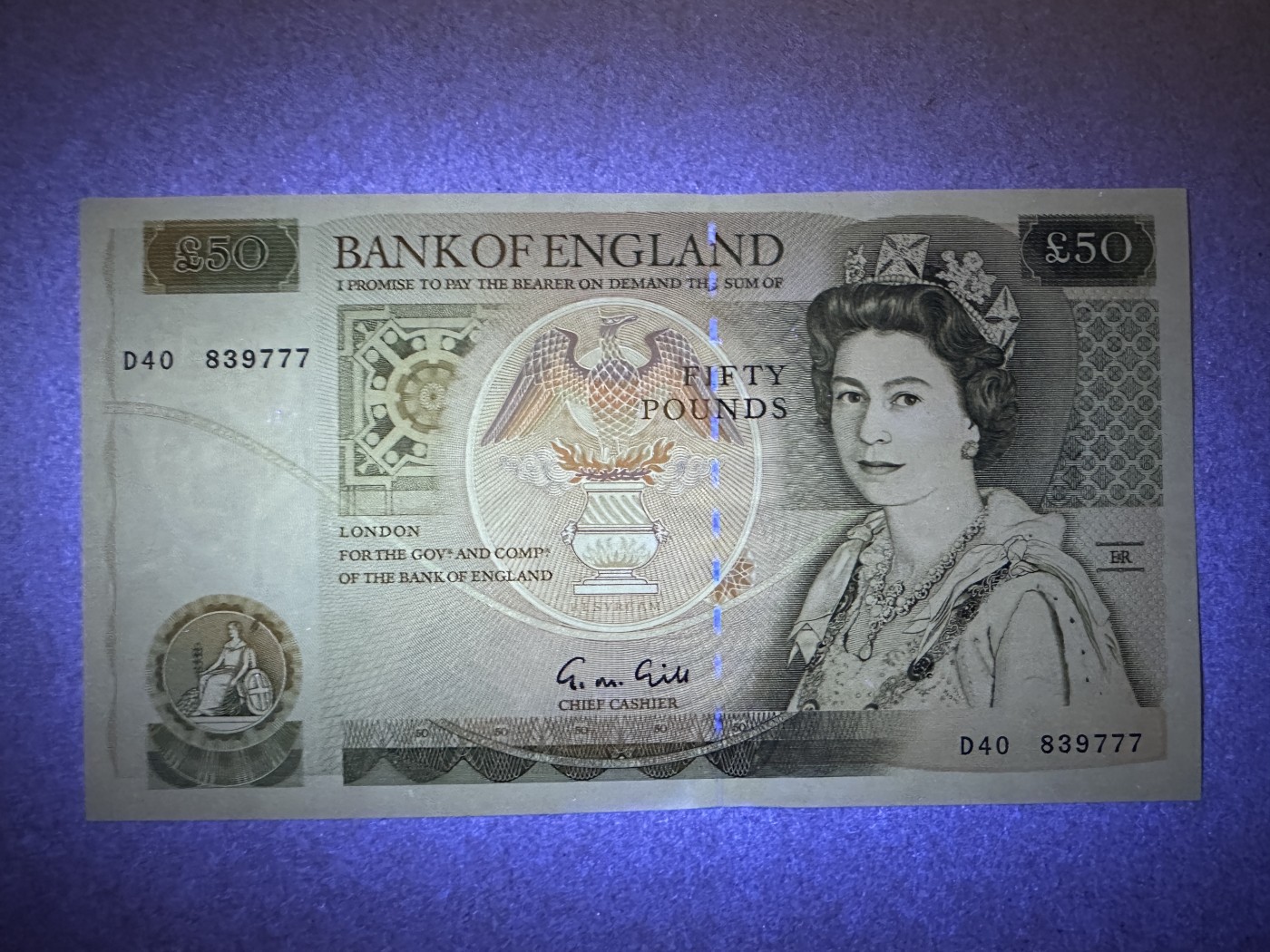 《张总收藏》144期-外币精品汇 英格兰50镑 UNC D序列女王 豹子号