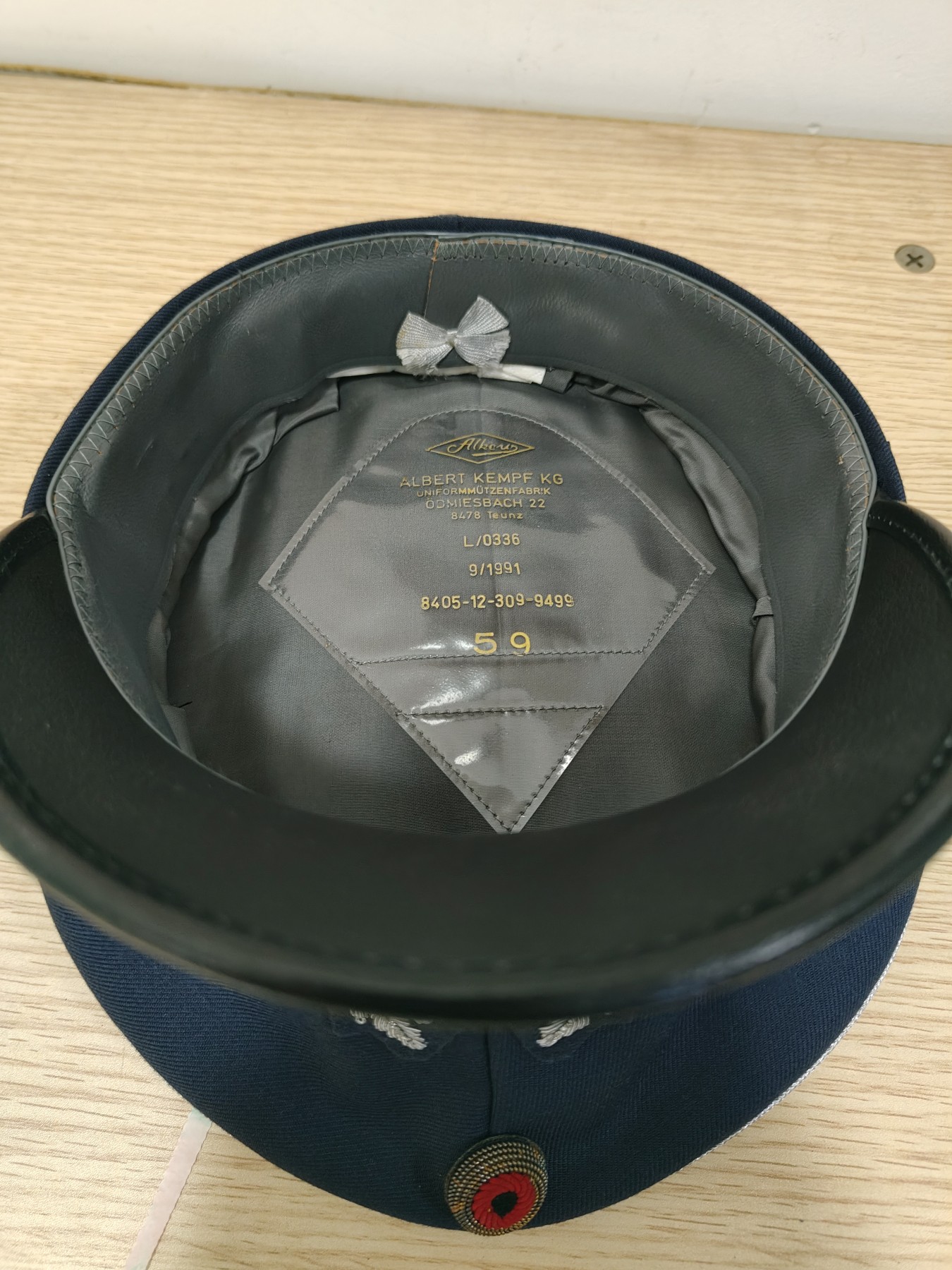 全场0元起拍 第145期 咸鱼国勋章拍卖专场 4月7日（周日）下午6：00开始 西德空军尉官大檐帽 59CM