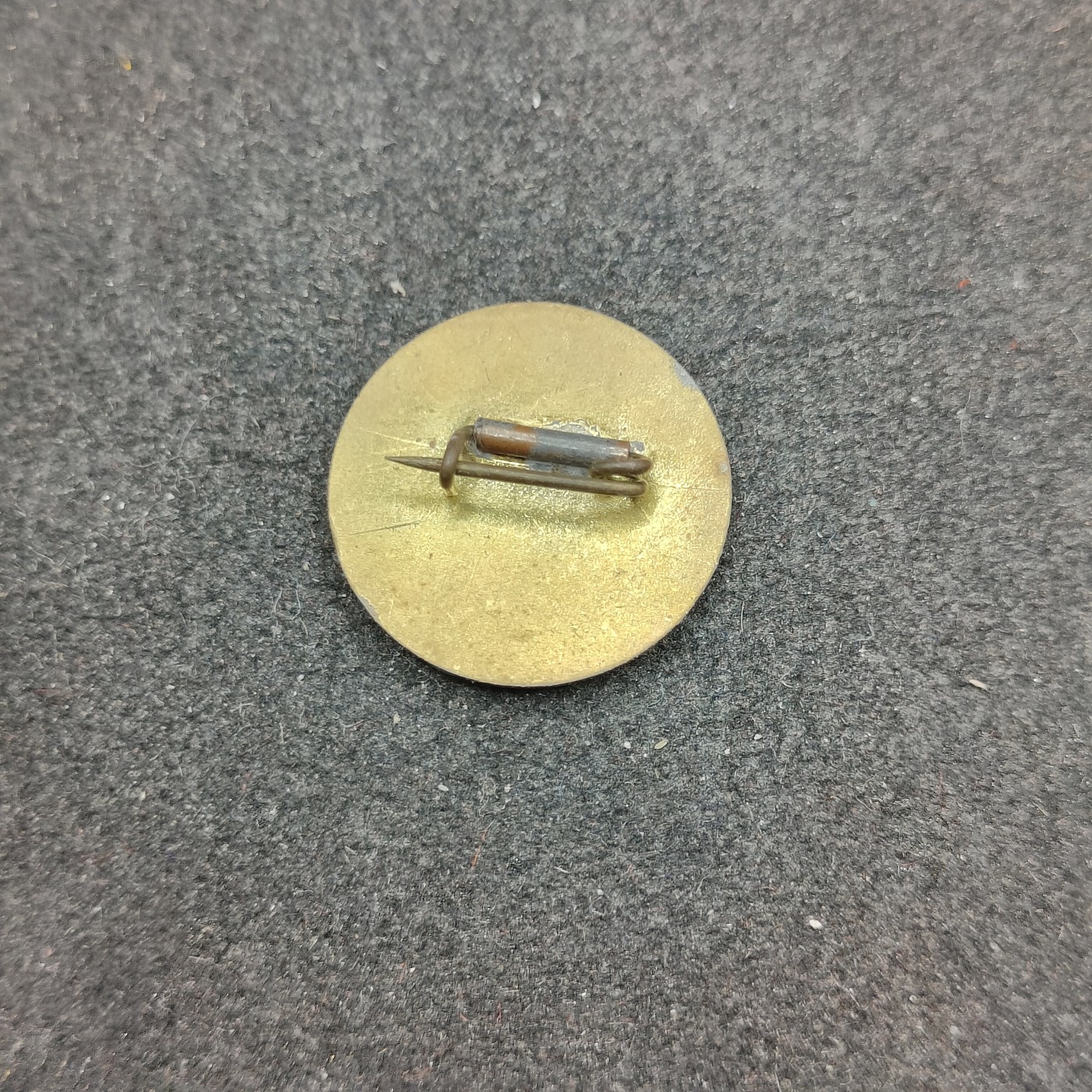 全场0元起拍 第145期 咸鱼国勋章拍卖专场 4月7日（周日）下午6：00开始 日本战时 赤十字奉仕团徽章