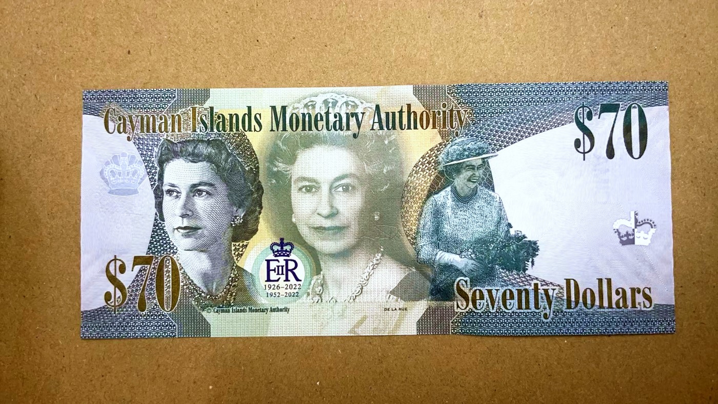 【Blue Auction】✨世界纸币精拍第458期——周六畅拍场  【首发冠】开曼群岛 2022年70元 纪念钞 女王 全新UNC