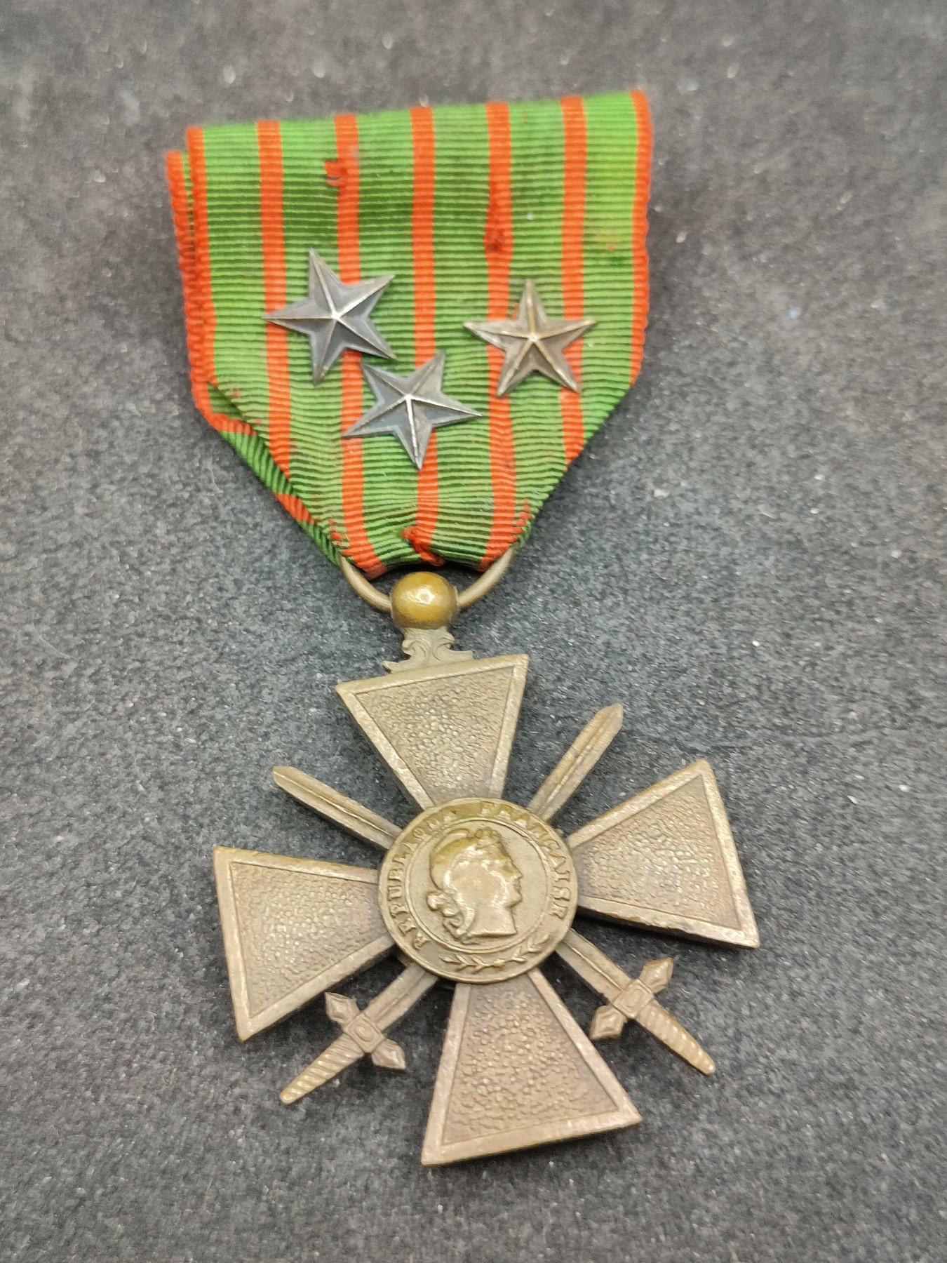 全场0元起拍 第145期 咸鱼国勋章拍卖专场 4月7日（周日）下午6：00开始 法国一战战争十字勋章 多次获得