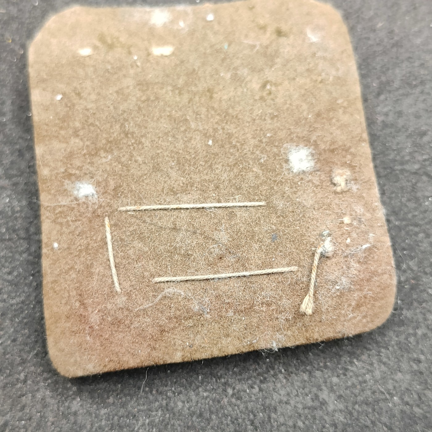 全场0元起拍 第145期 咸鱼国勋章拍卖专场 4月7日（周日）下午6：00开始 日本战时陆军防暑衣下士官阶级章 