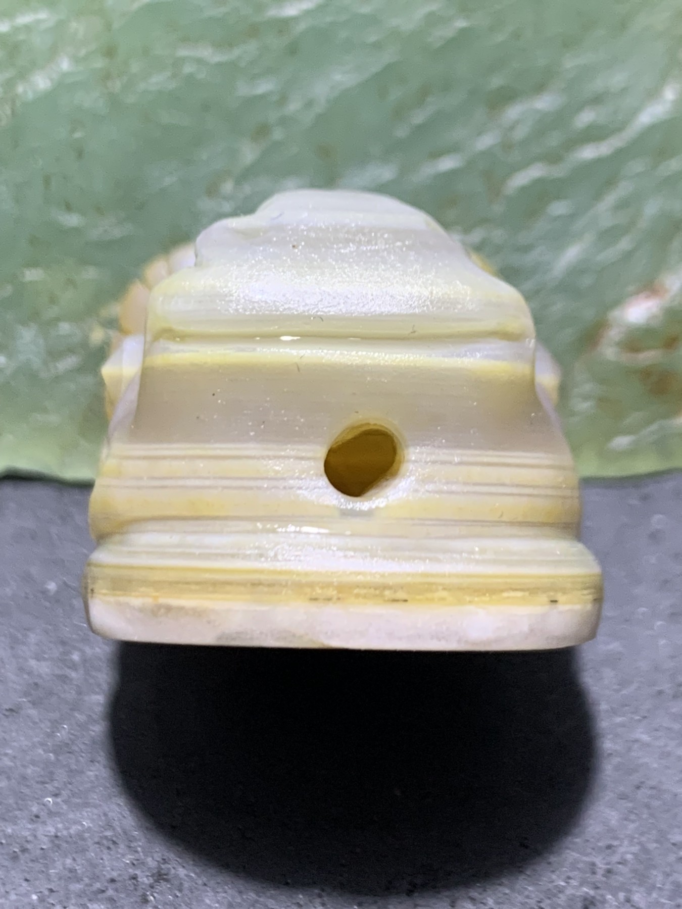 精美亚光高玉化巴西玛瑙手工雕刻牛头太极阴阳鱼一体佛头三通一个，