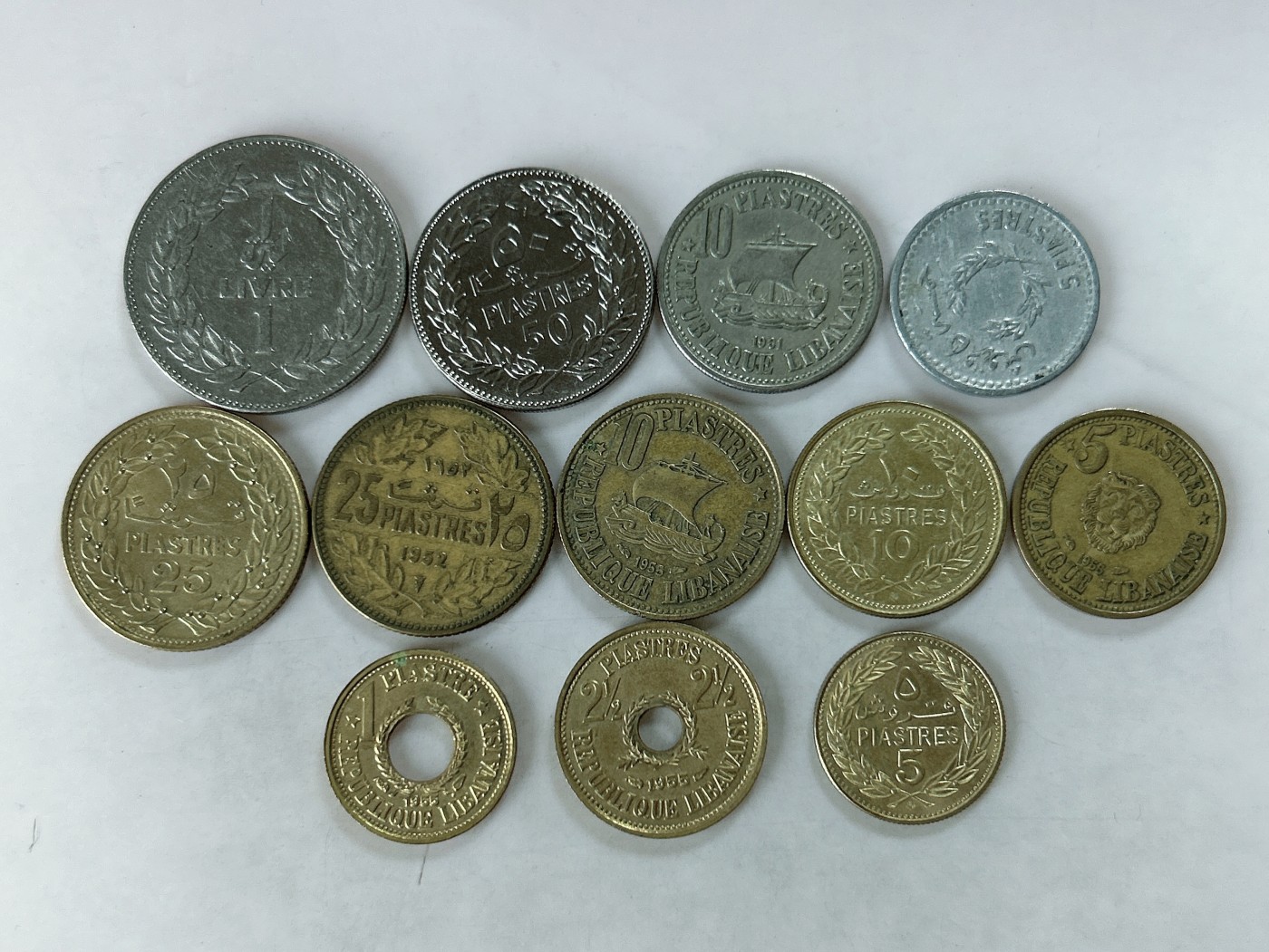 第一海外回流一元起拍收藏 散币专场 第77期 黎巴嫩硬币 12枚 无重复