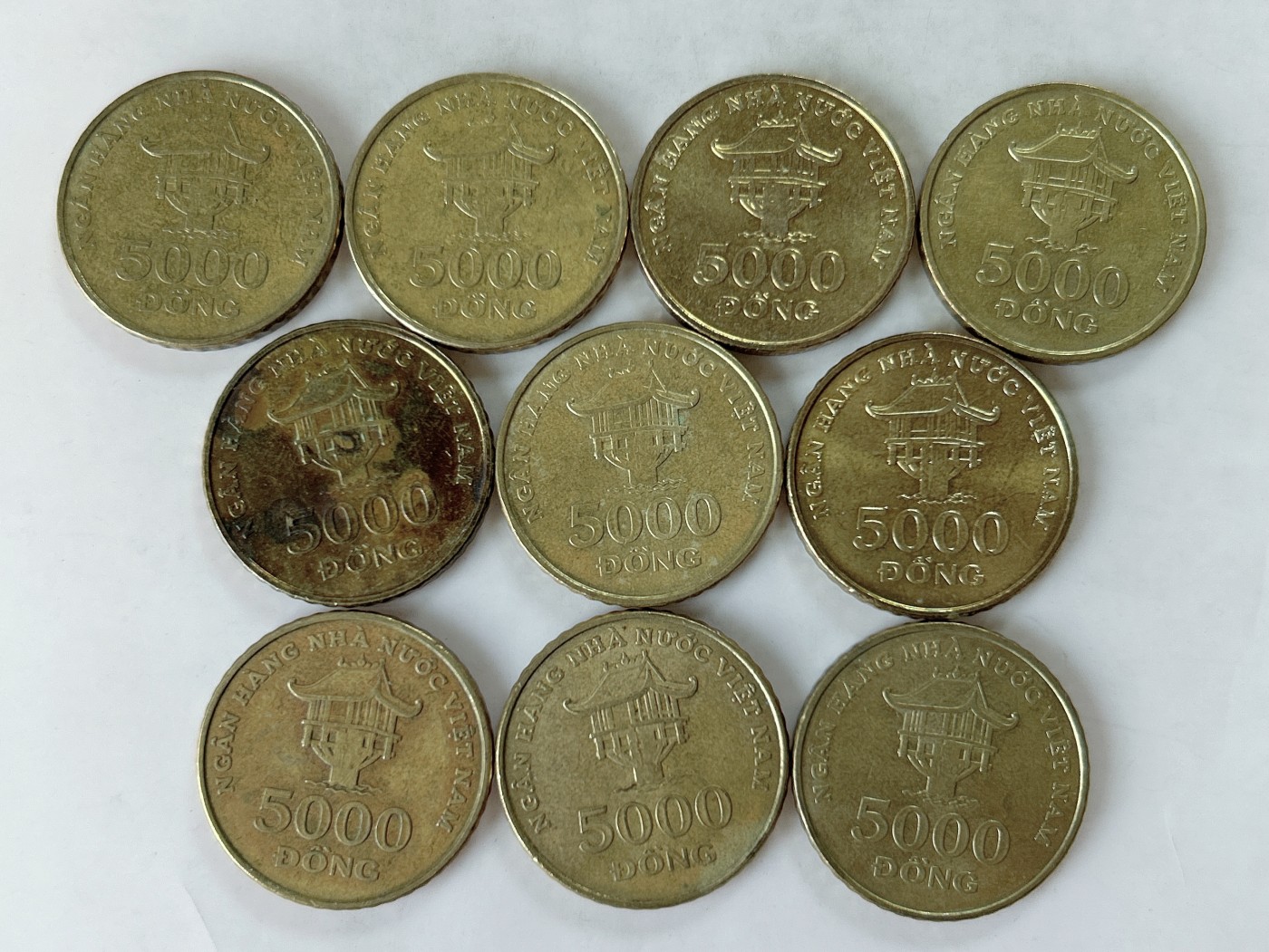 第一海外回流一元起拍收藏 散币专场 第77期 越南2003年5000盾黄铜硬币 10枚
