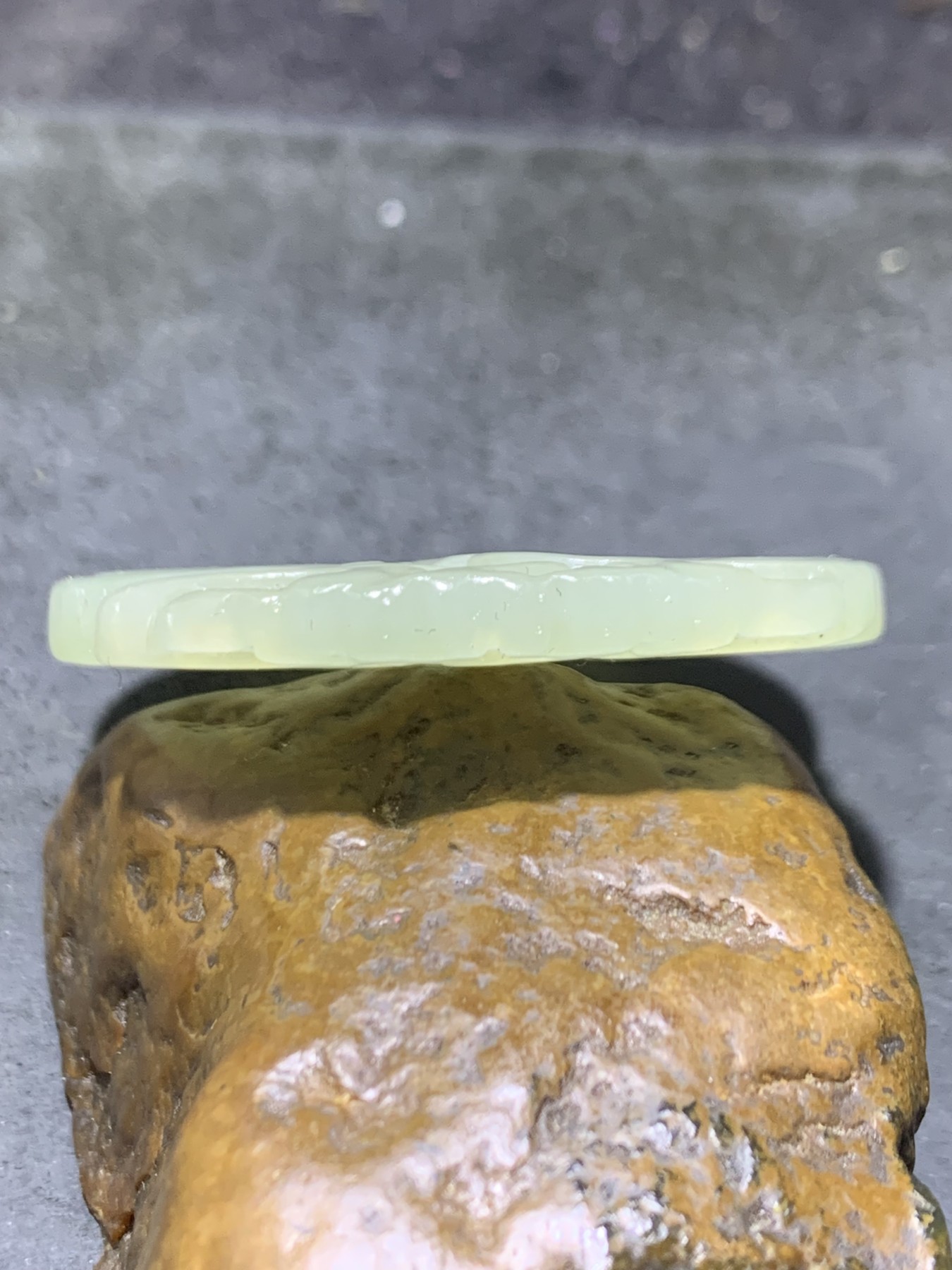 精美和田玉透雕福寿延年牌子一个！