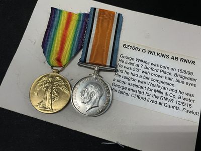 戎马世界章牌大赏第63期 - 英国一战胜利奖章套章，带档案整理，授予George Wilkins 一战纪念奖章银制，品相很好，五彩包浆