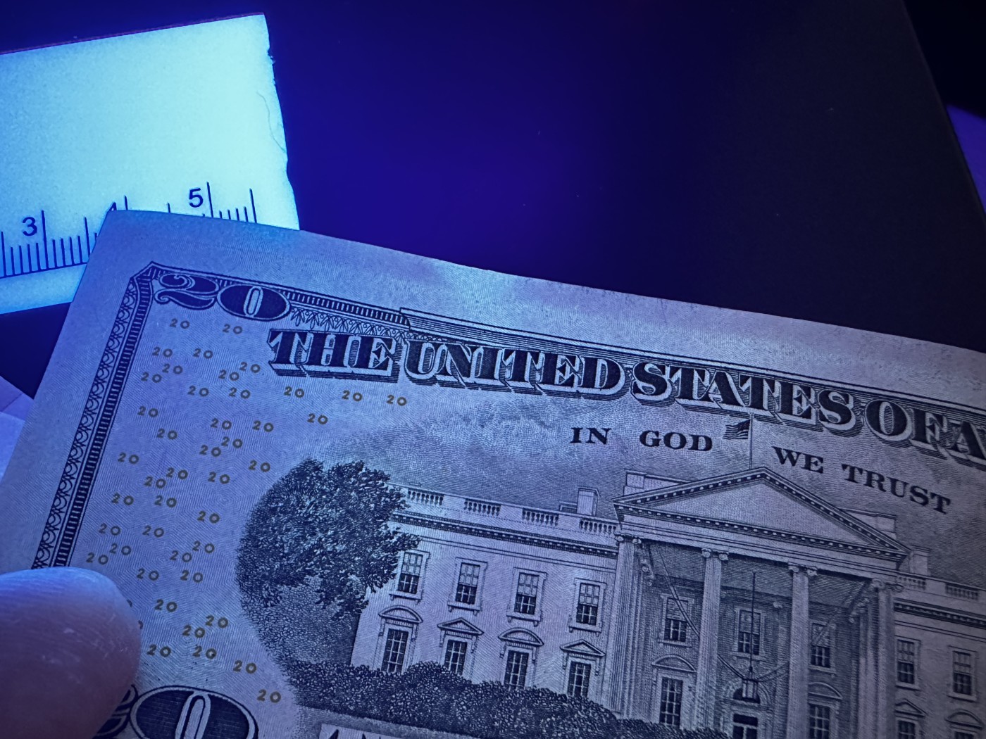 《外钞收藏家》第三百五十五期（连拍第二场） 以色列、新加坡、美元 三张一起 全新 美元轻微荧光反应