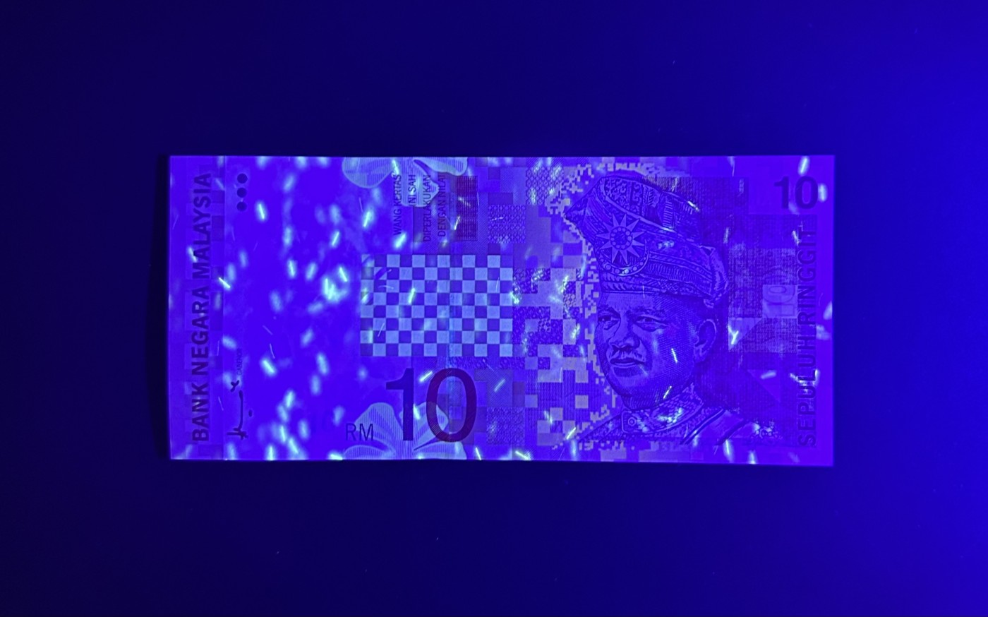 【丑猫0413】今晚6点半，全裸场 老马来10unc