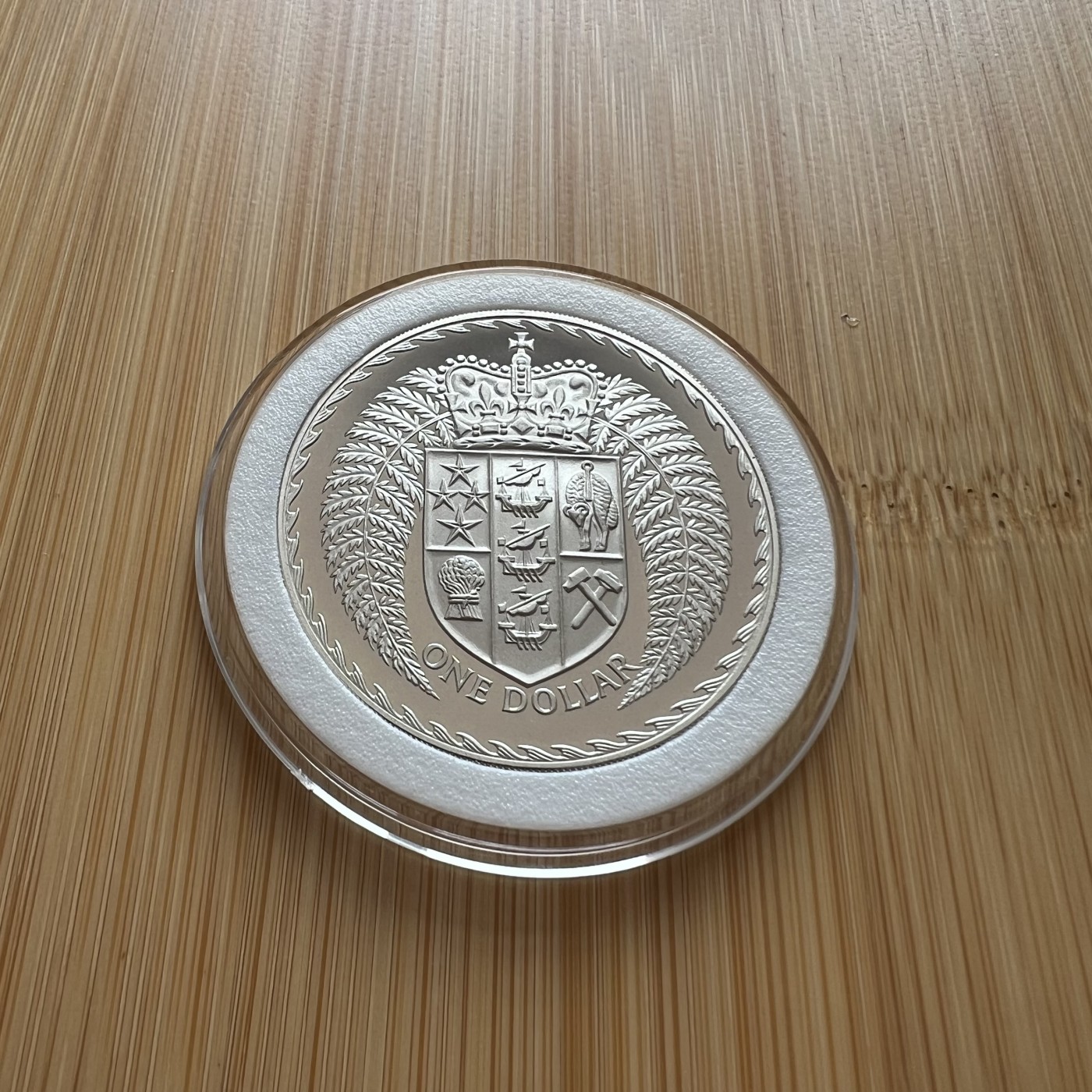  88元包顺丰 外国银币 散币 新西兰1979年新西兰国徽精制大银币