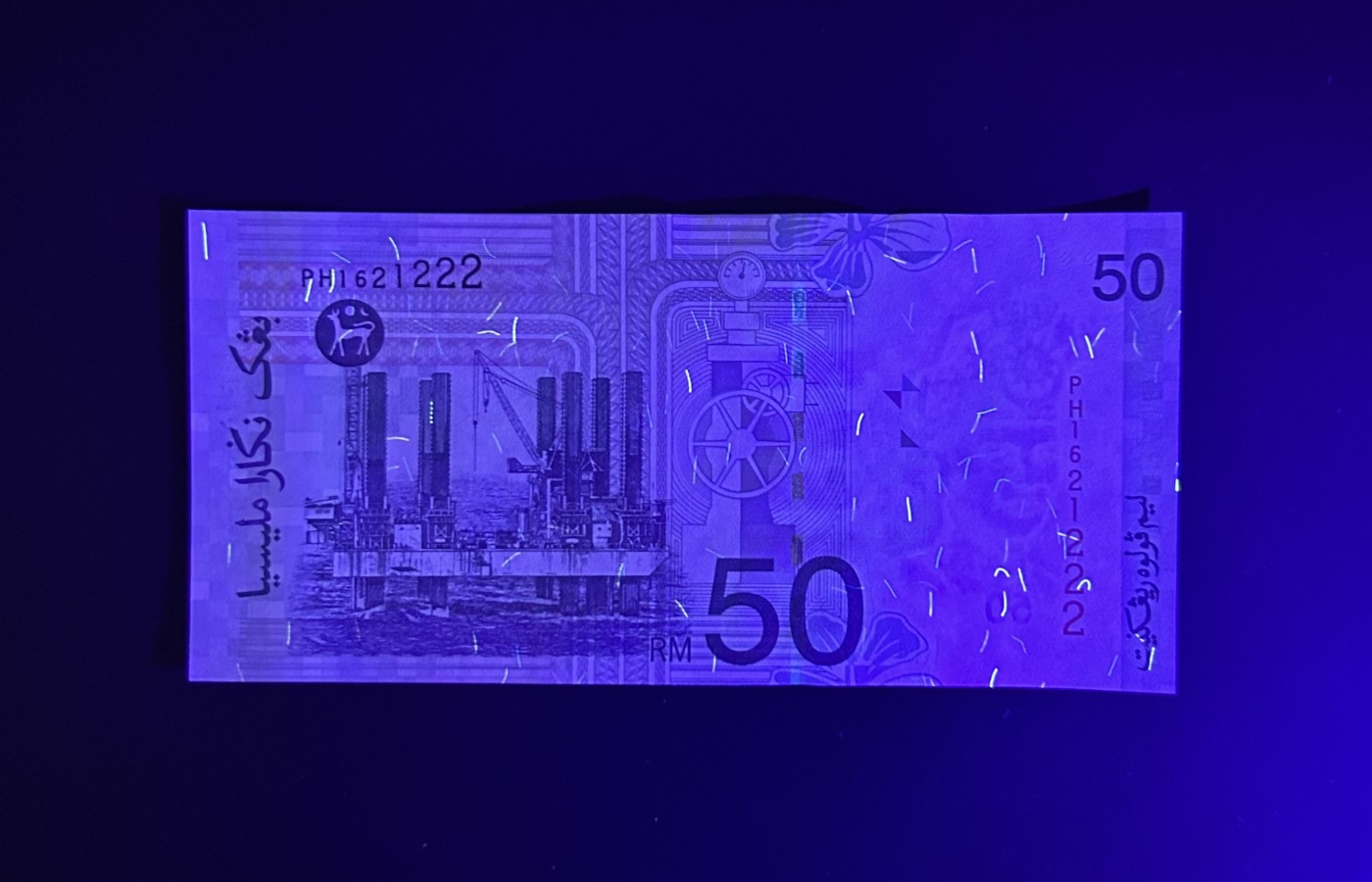 【丑猫0413】今晚6点半，全裸场 老马来50unc(无47豹子号)