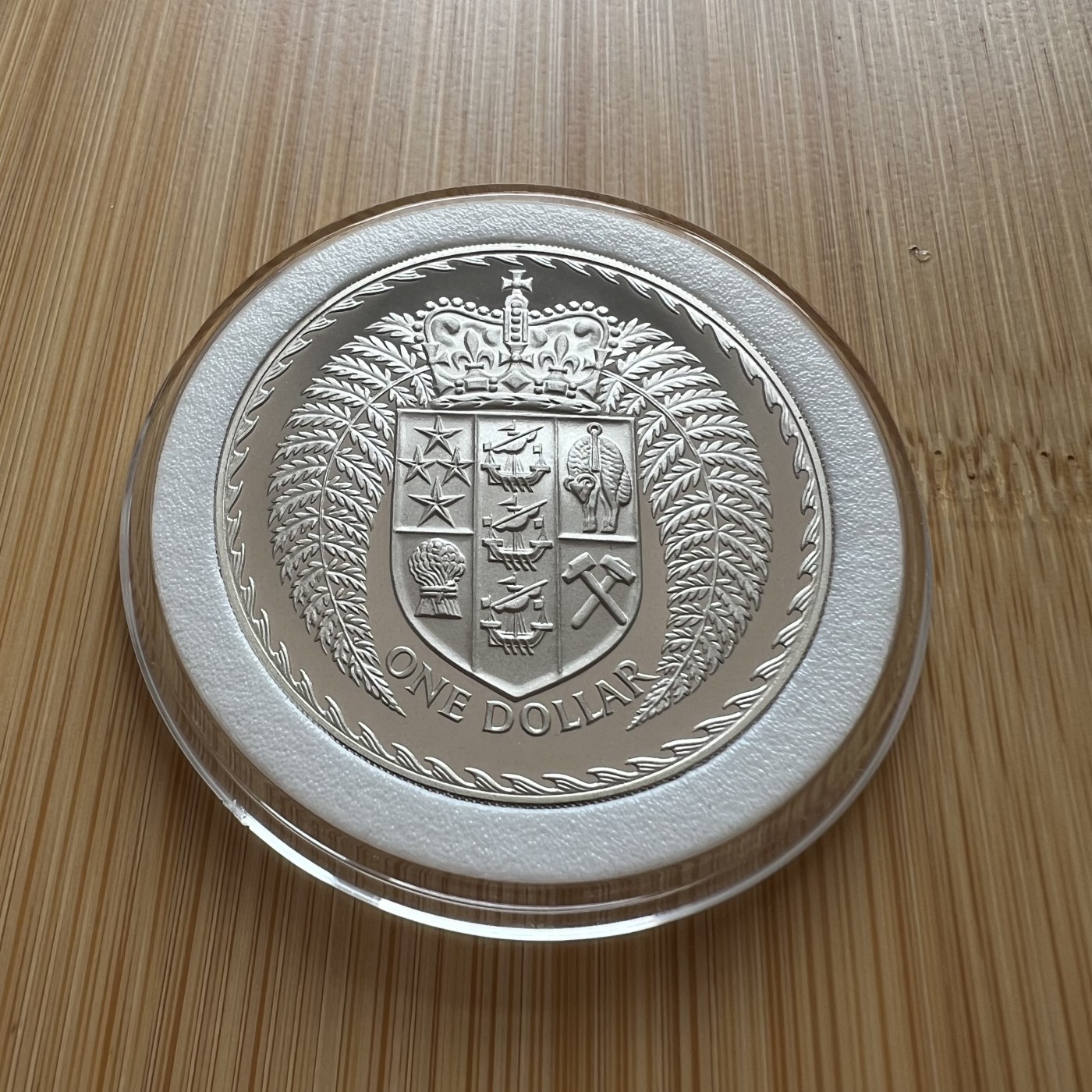  88元包顺丰 外国银币 散币 新西兰1979年新西兰国徽精制大银币