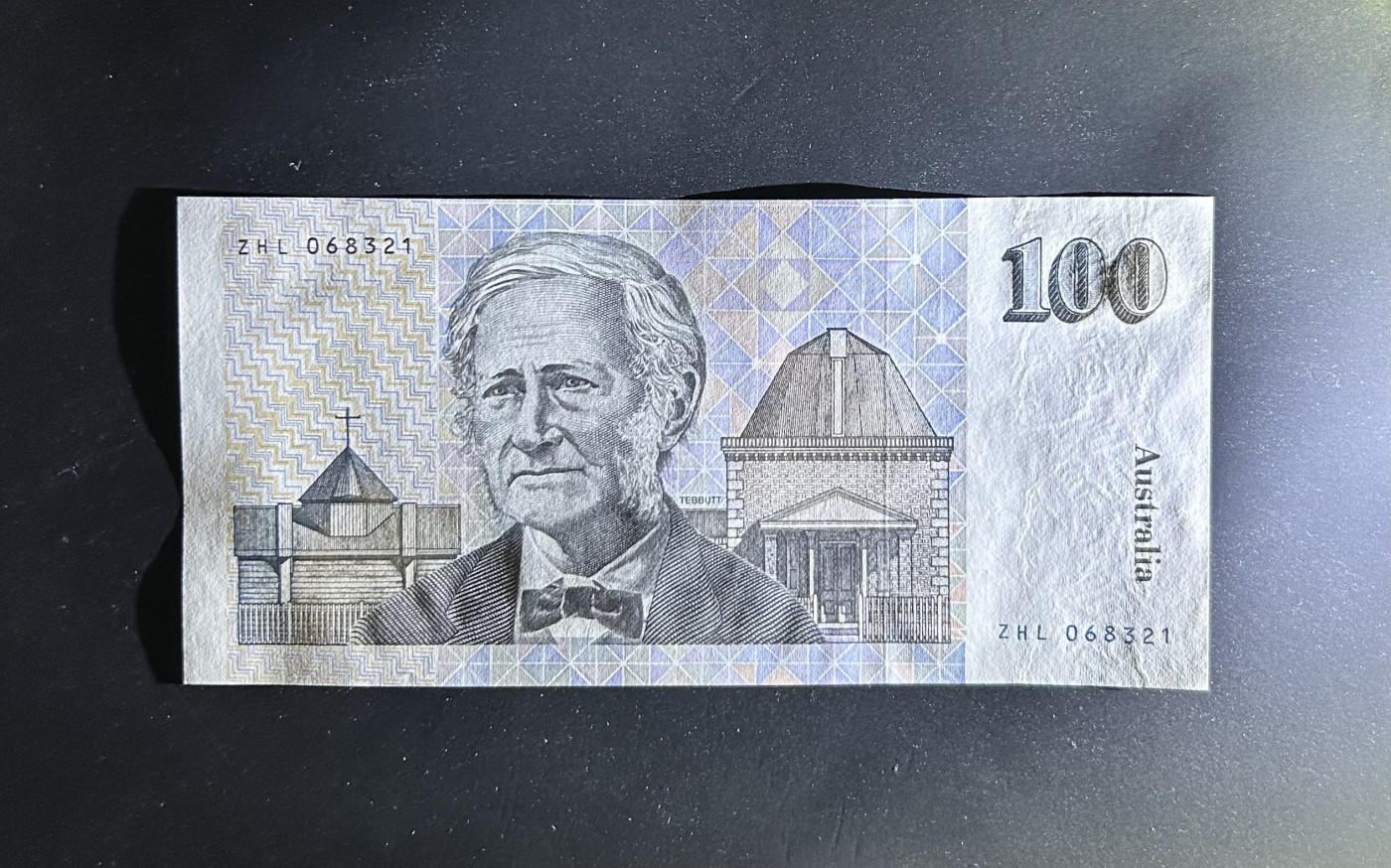 【丑猫0413】今晚6点半，全裸场 91年澳洲100unc(068321)