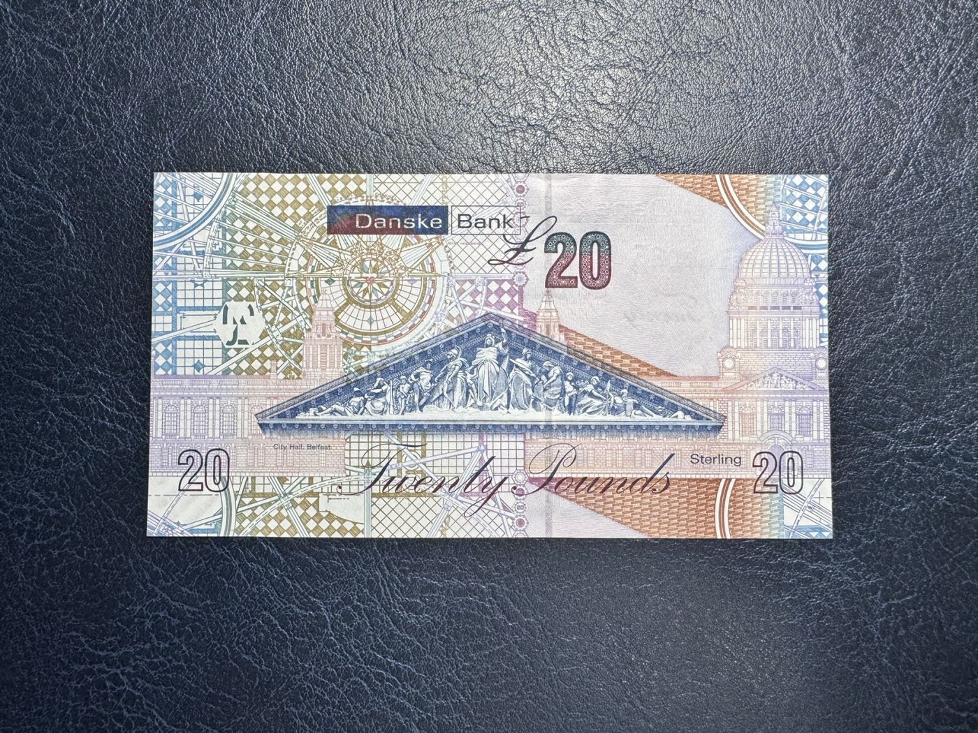 收藏联盟Quantum Auction 第336期拍卖  北爱尔兰2016年20镑 品相UNC 发明家 弗格森 边缘瑕疵为正常水印工艺