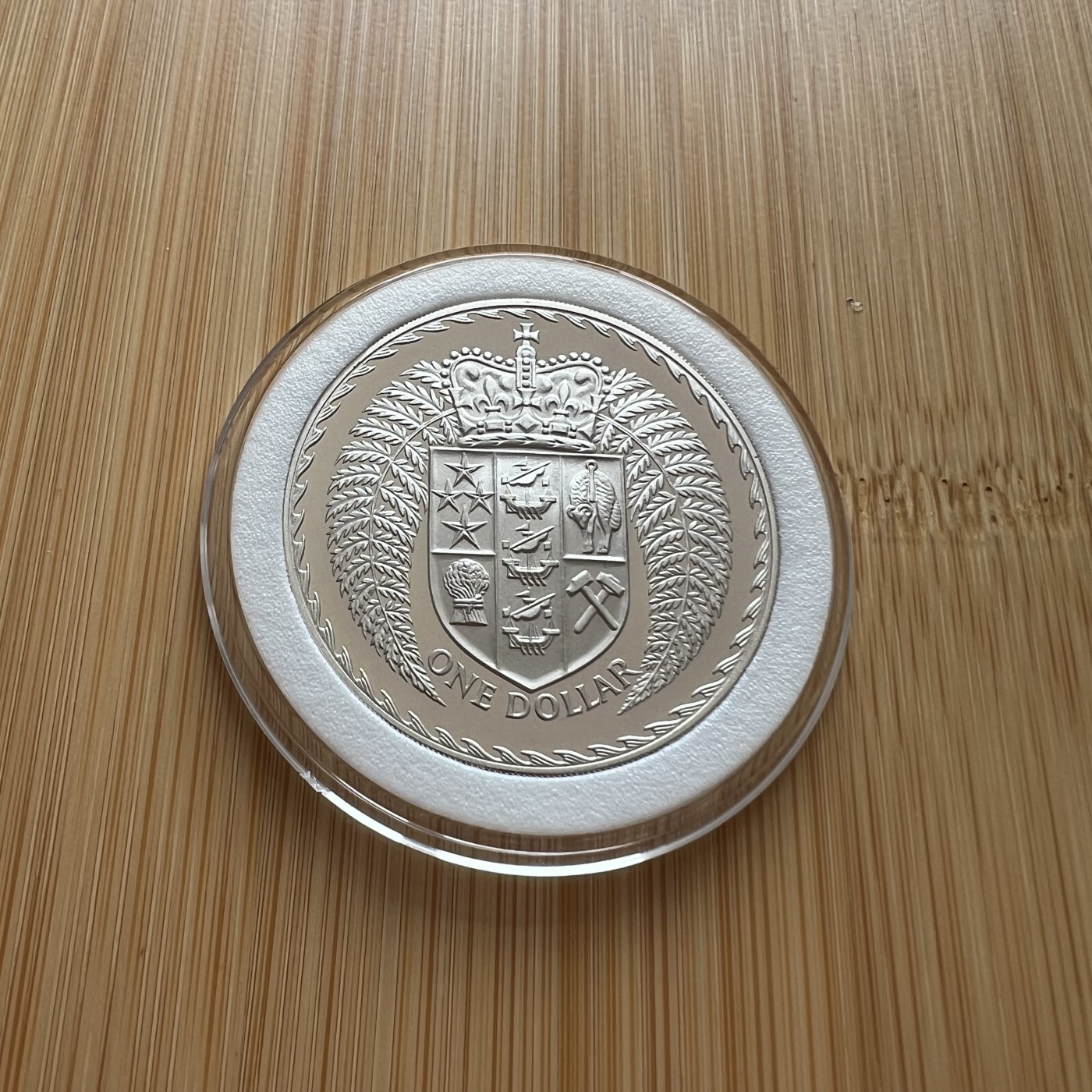  88元包顺丰 外国银币 散币 新西兰1979年新西兰国徽精制大银币