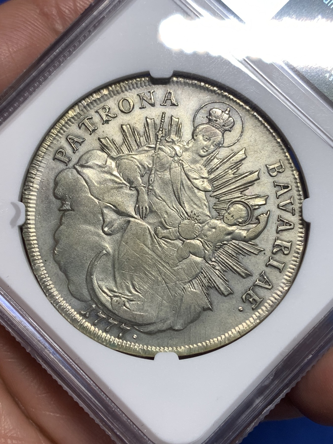 《竞宝斋》第256场-周日，周一 2场连拍 (全场包邮) NGC AUD 德国巴伐利亚1777年圣母抱婴泰勒银币