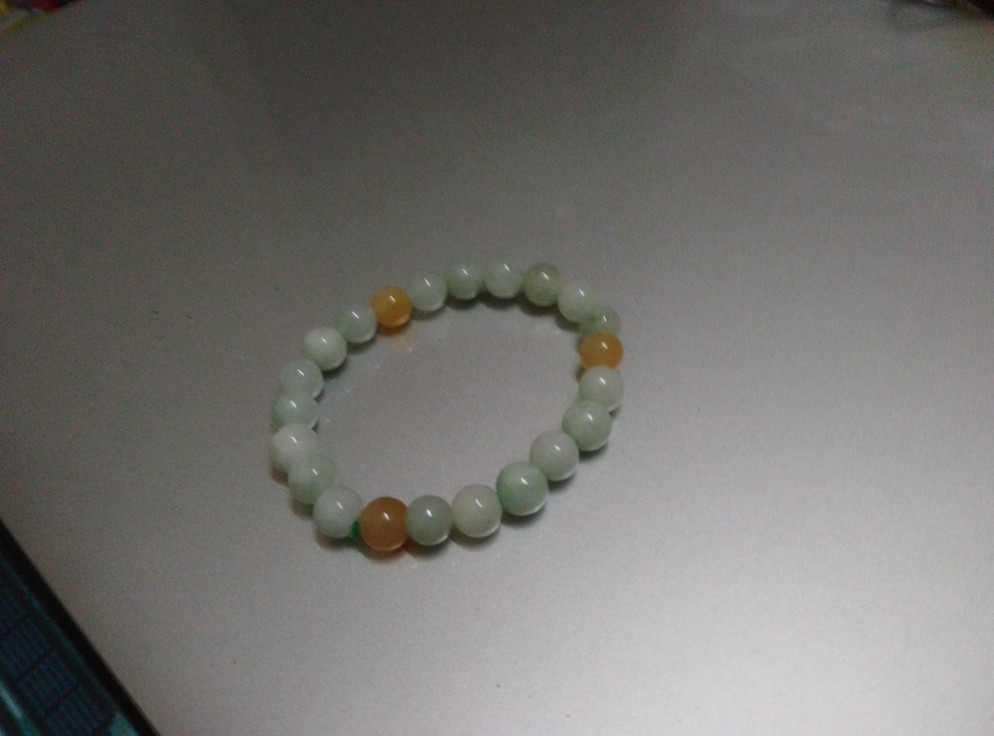 冰多彩翡翠手串，手链种老水足，冰清玉润   颜色漂亮   尺寸：6~7mm