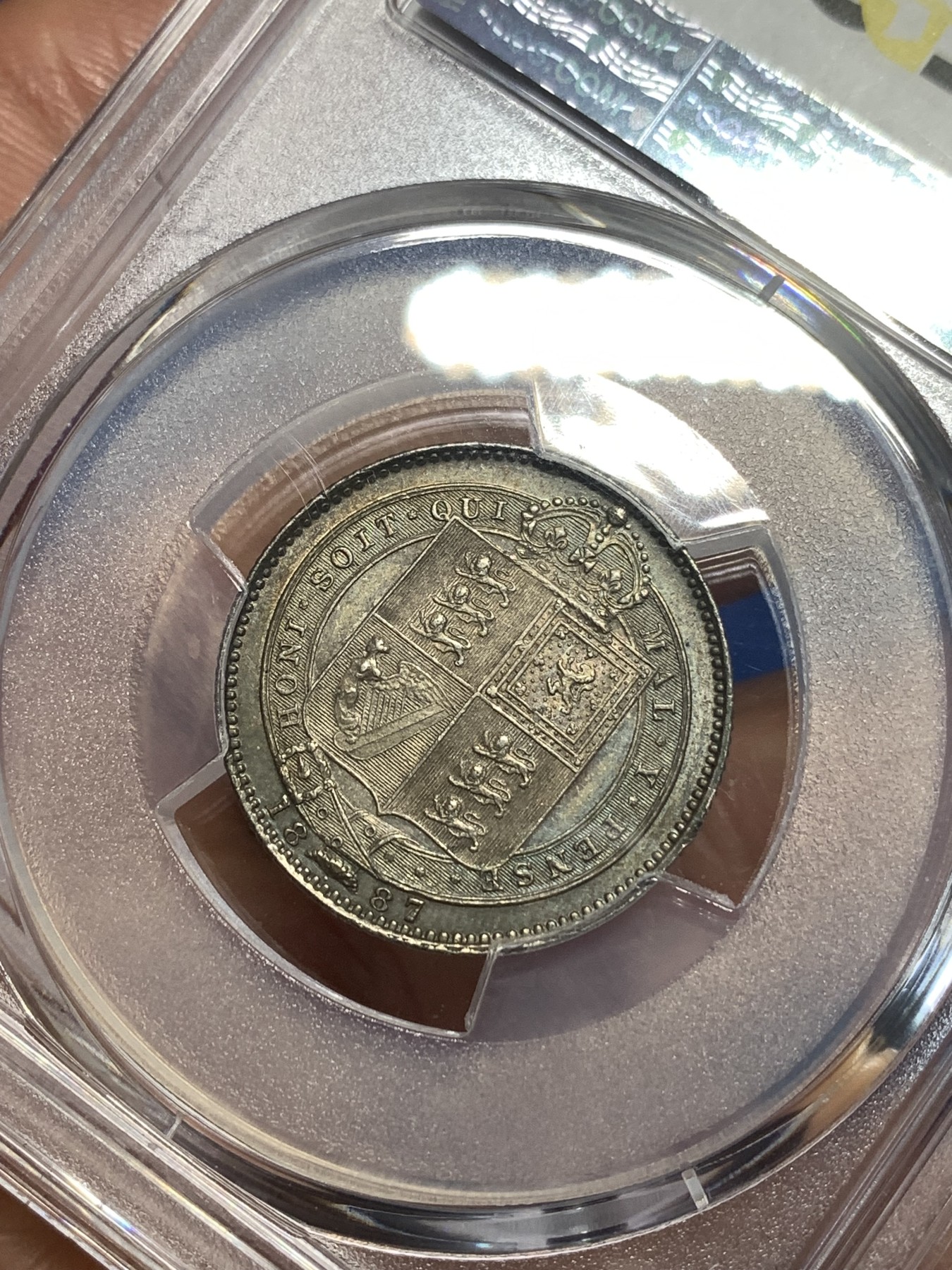 《竞宝斋》第256场-周日，周一 2场连拍 (全场包邮) PCGS AU58 英国1887年维多利亚女王1先令银币