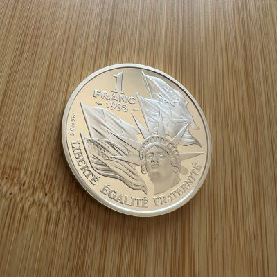  88元包顺丰 外国银币 散币 - 法国1994年二战系列十二枚之一诺曼底登陆大银币