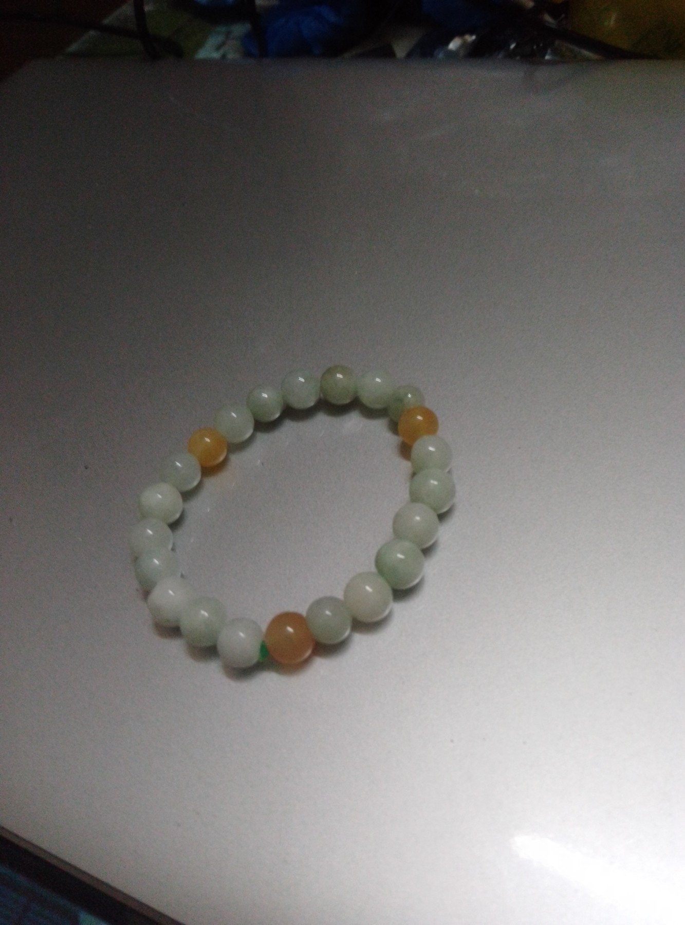冰多彩翡翠手串，手链种老水足，冰清玉润   颜色漂亮   尺寸：6~7mm