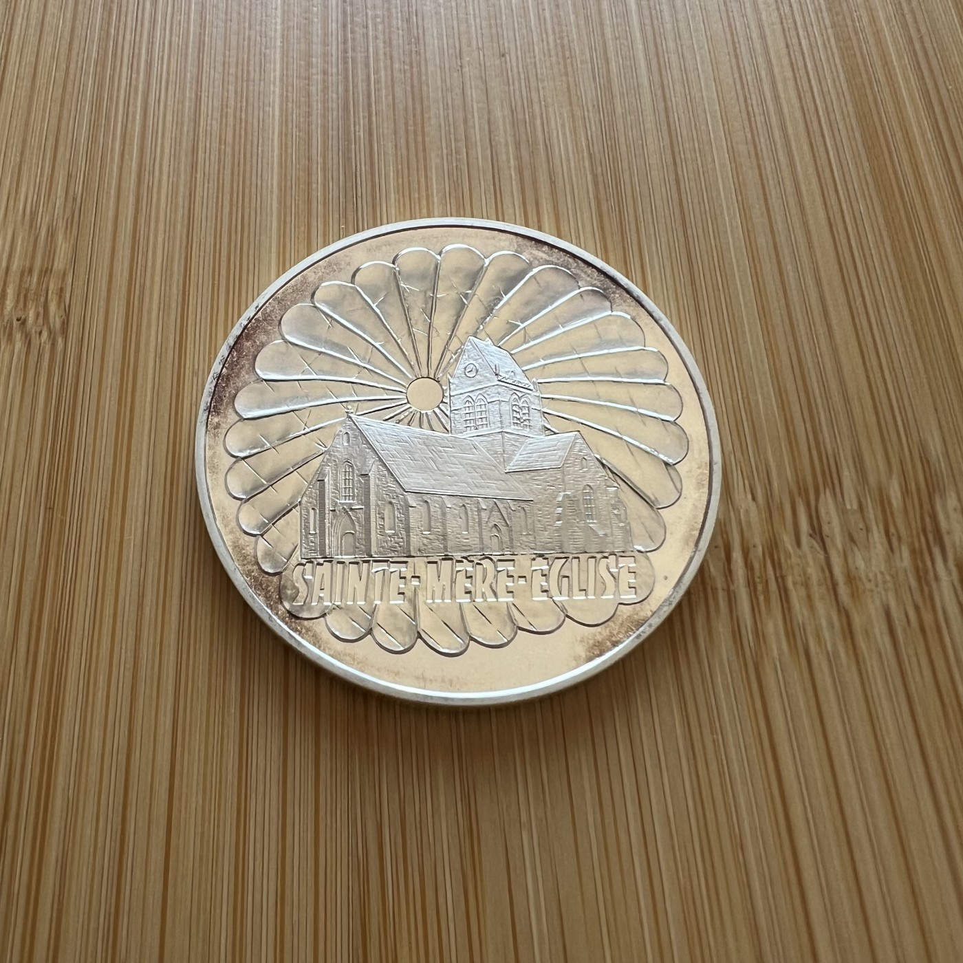  88元包顺丰 外国银币 散币 法国1994年二战系列十二枚之一圣梅赫艾格利斯大银币带彩好品不是划痕可放大看图