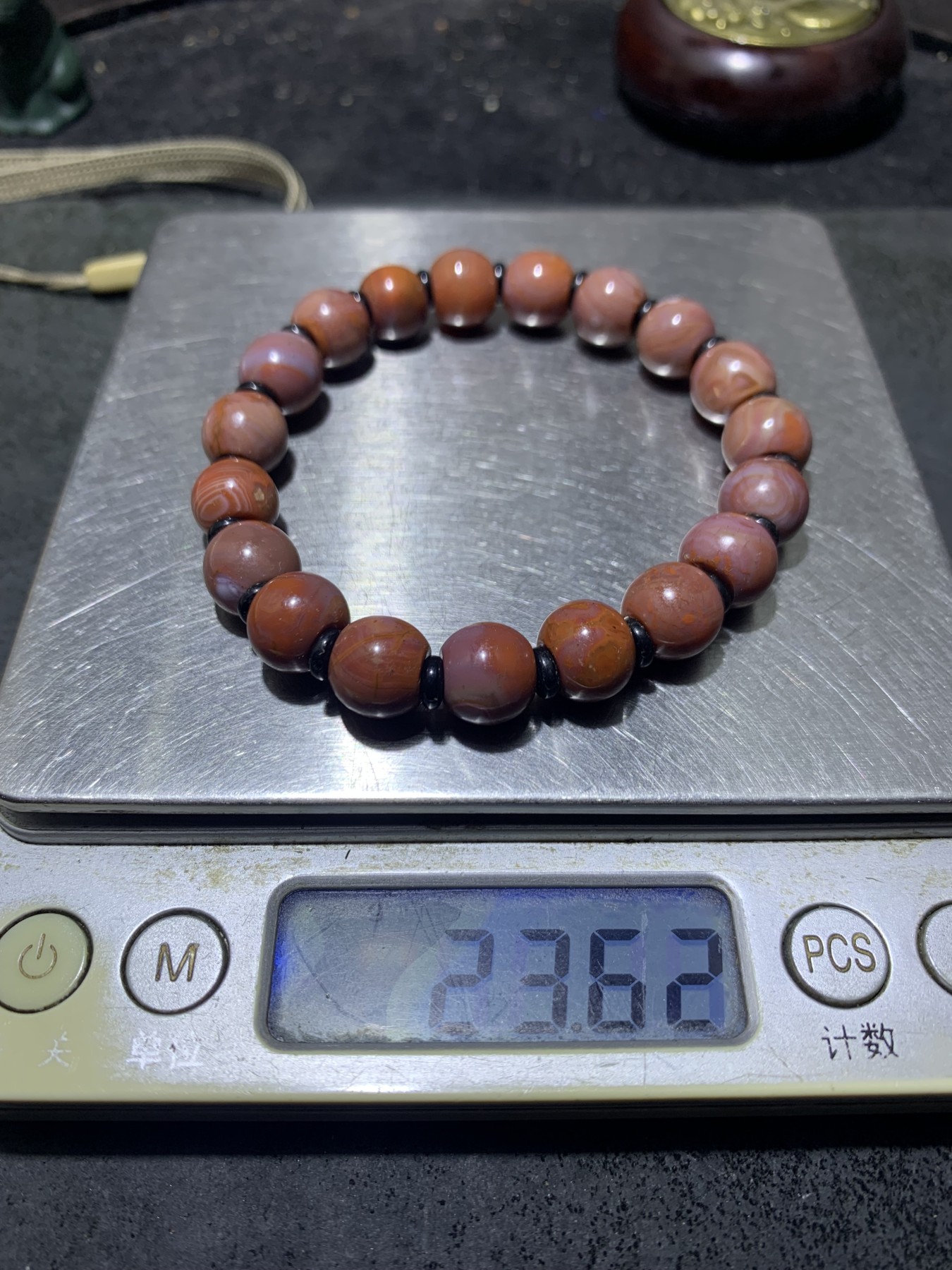川料南红玛瑙苹果珠单圈手串一条，