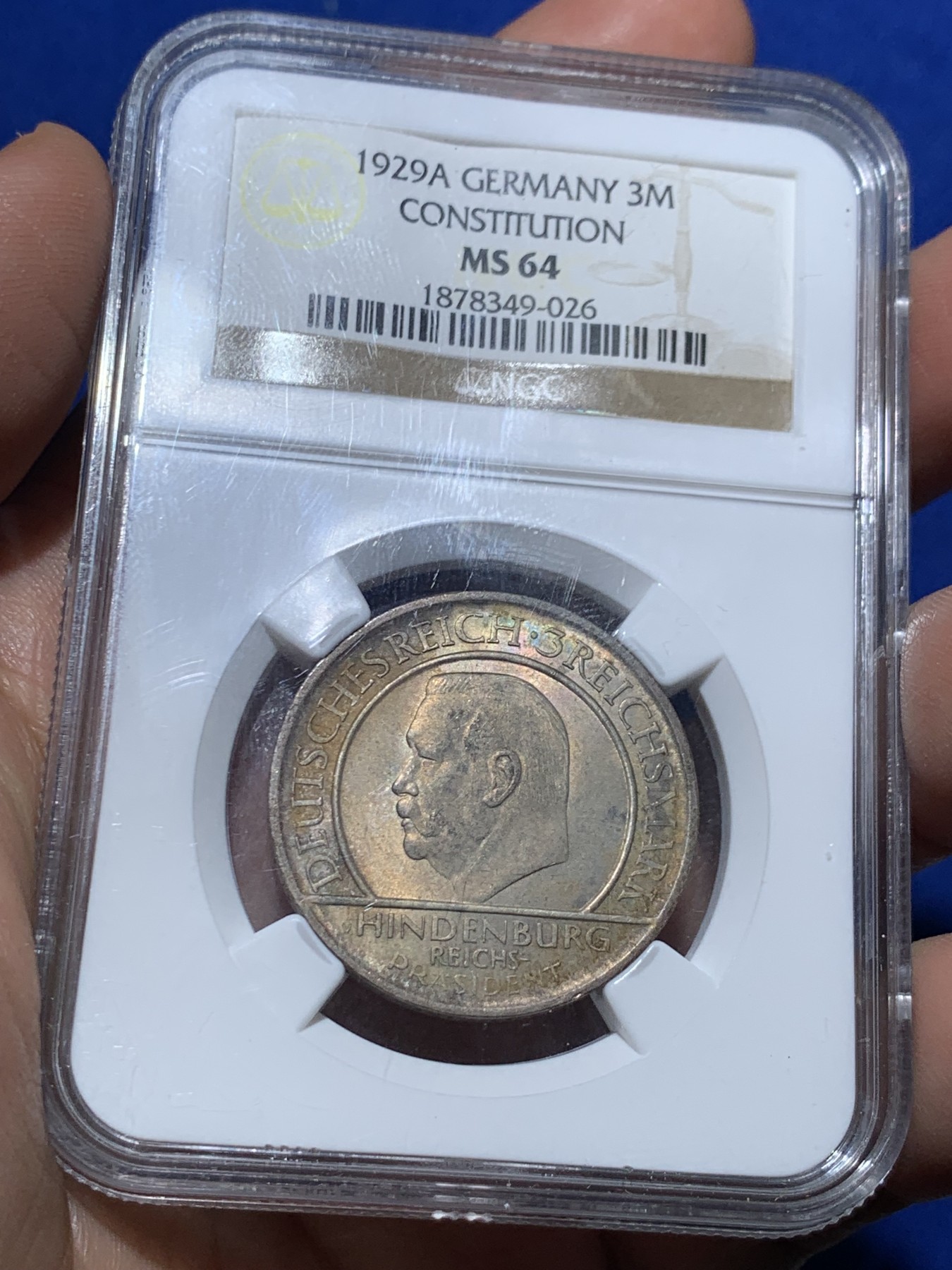 《竞宝斋》第257场-周日，周一 2场连拍 (全场包邮) NGC MS64 德国 1929年 魏玛纪念宪法 3马克 银币 黄油彩加淡五彩 微拍所见状态最好一枚