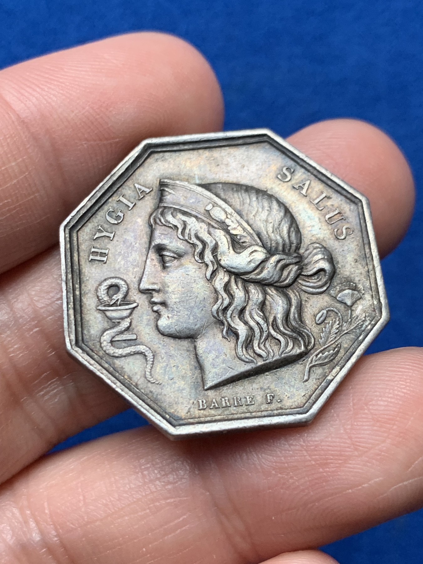 《竞宝斋》第257场-周日，周一 2场连拍 (全场包邮) 法国塞纳河药剂师八角银质代币，12.10g，30.5mm，1832年之前无边铭