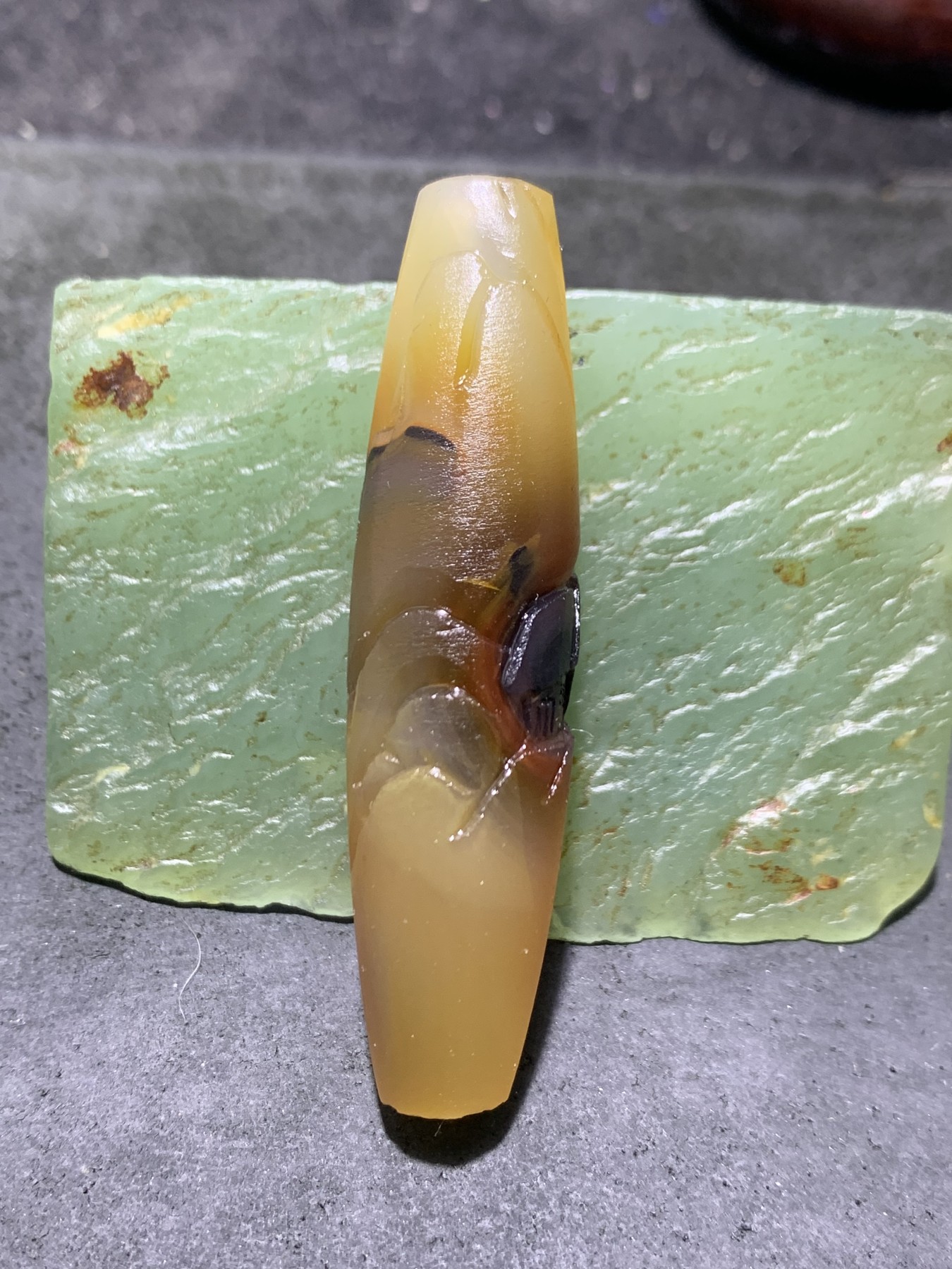 精美亚光高玉化巴西玛瑙手工俏色巧雕田园风光吊坠（把件）一个！