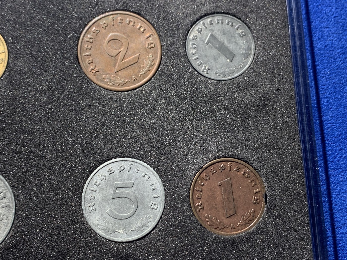 《竞宝斋》第257场-周日，周一 2场连拍 (全场包邮) 德三小全套 10枚（含二枚银币）