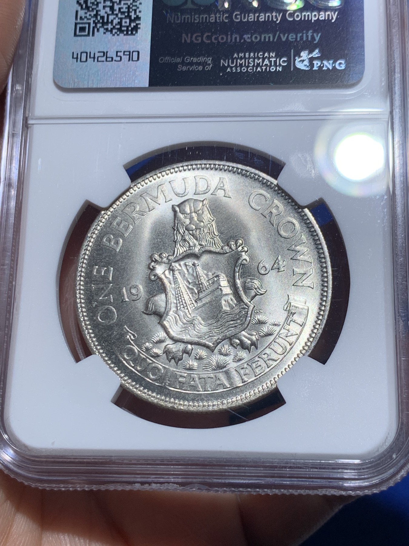 《竞宝斋》第257场-周日，周一 2场连拍 (全场包邮) NGC MS66 百慕大1964年伊丽莎白二世青年头像1克朗银币 经典女王头像 高分好品