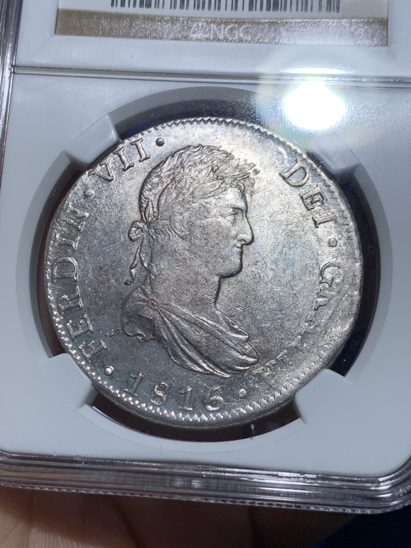 《竞宝斋》第257场-周日，周一 2场连拍 (全场包邮) NGC AU58 墨西哥1815年费迪南七世双柱银币