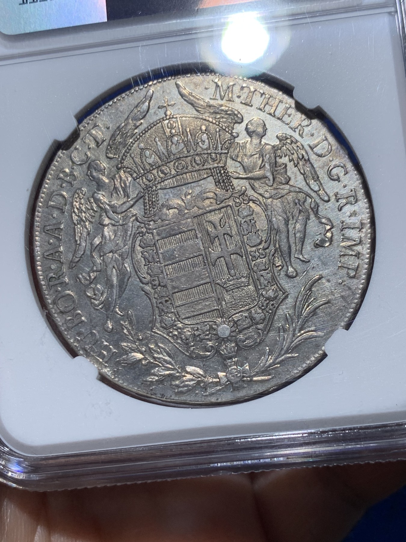 《竞宝斋》第257场-周日，周一 2场连拍 (全场包邮) NGC AU92 奥地利1780年圣母抱婴1泰勒，克雷姆尼察厂，细节保存很好，欧洲V.L拍卖Auction22,lot314原物。裸币371.7欧