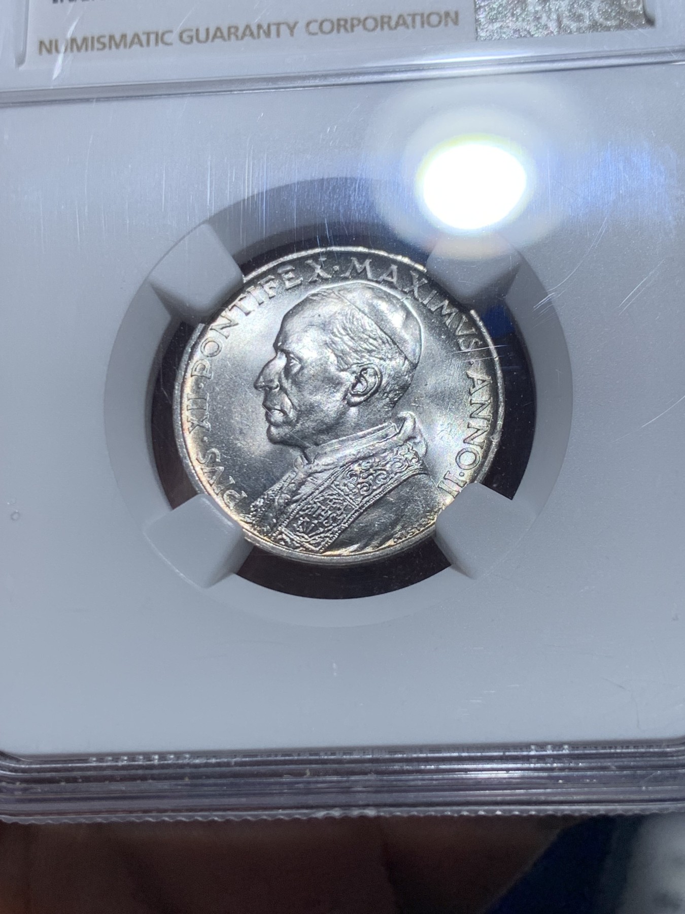 《竞宝斋》第257场-周日，周一 2场连拍 (全场包邮) NGC MS64 梵蒂冈 1940年 划船 5里拉 银币 带微彩