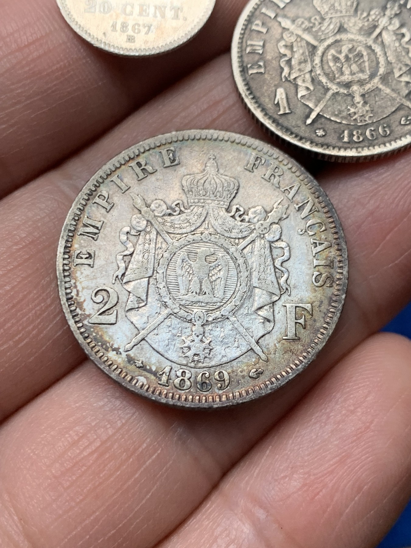 《竞宝斋》第257场-周日，周一 2场连拍 (全场包邮) 3枚一组 法国拿破仑三世 2法郎 1法郎 20分银币 小银币品相很好