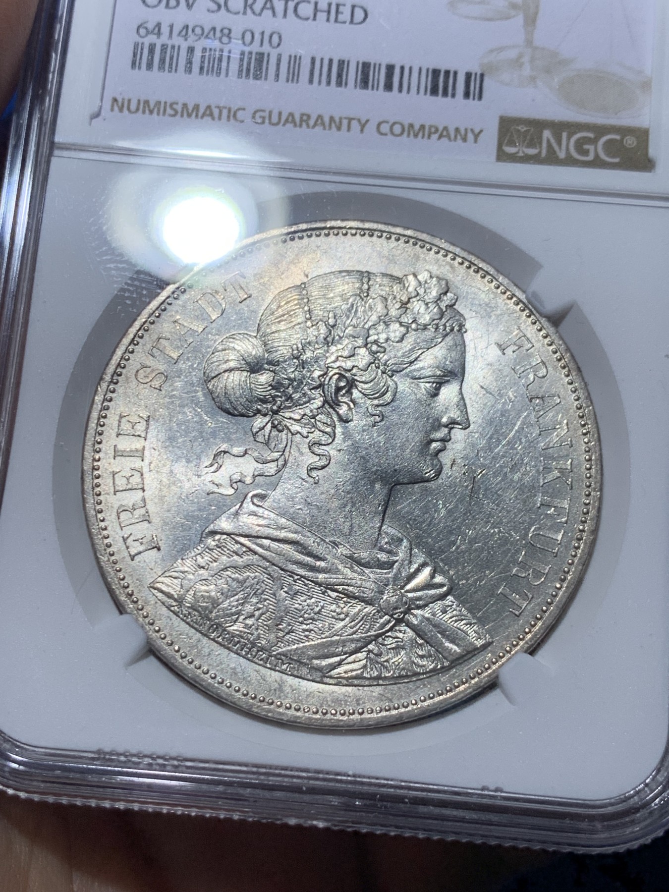 《竞宝斋》第257场-周日，周一 2场连拍 (全场包邮) NGC UNC 德国法兰克福 1861年 少女 2泰勒 银币 37克的大银币 价格明显上涨的热门品种