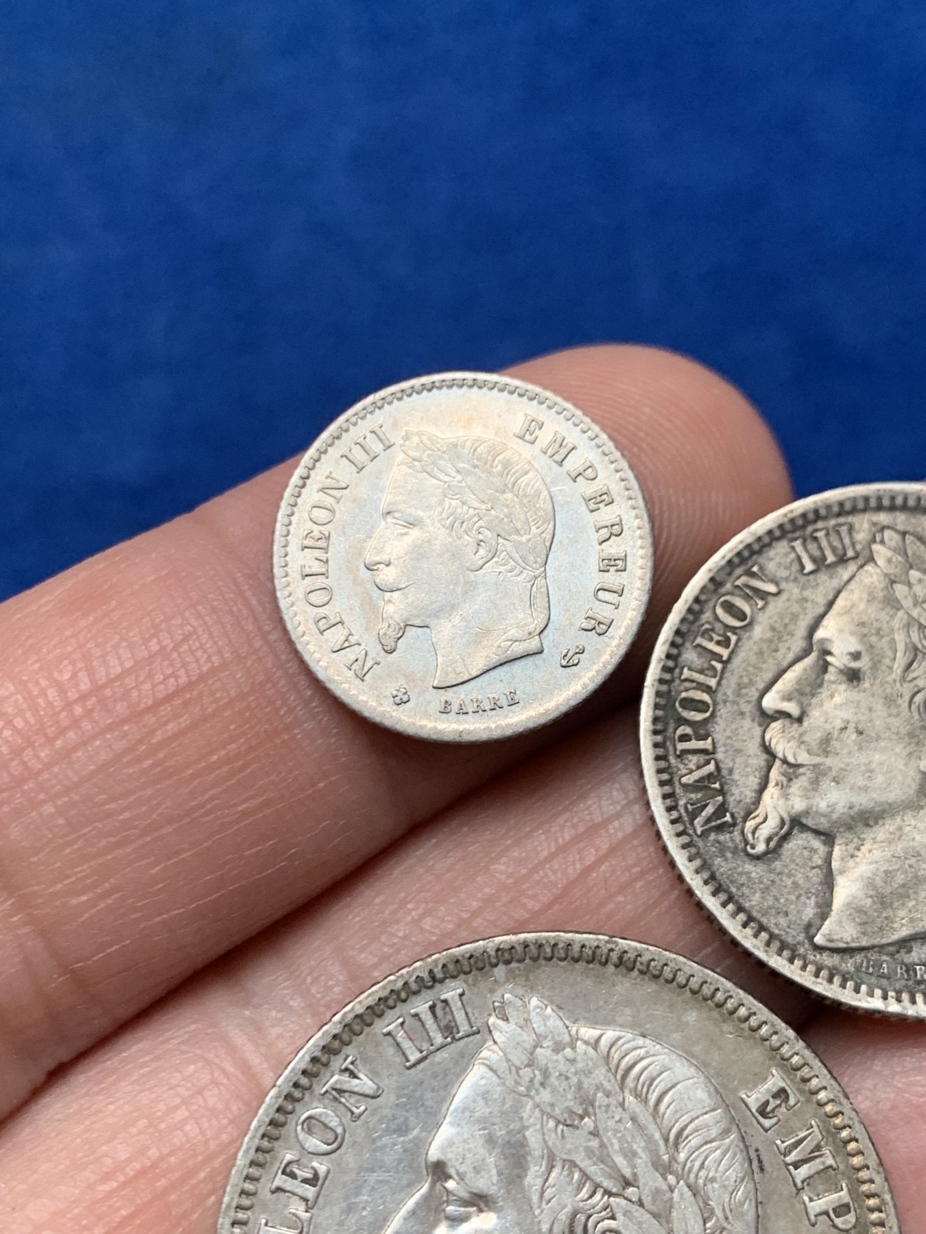 《竞宝斋》第257场-周日，周一 2场连拍 (全场包邮) 3枚一组 法国拿破仑三世 2法郎 1法郎 20分银币 小银币品相很好