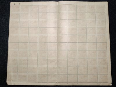 洪涛臻品批发群 精选邮票限时拍卖第1119期  华东解放区 进军图区票100枚整版 保真如图《以前邮商1600元一版收购，最贵卖过5000元一版》