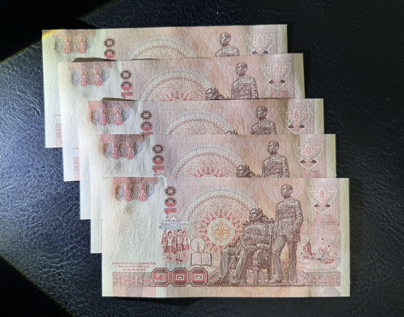 收藏联盟Quantum Auction 第337期拍卖  泰国1994年版100泰铢 品相全新UNC 号码无457 部分为号码数二