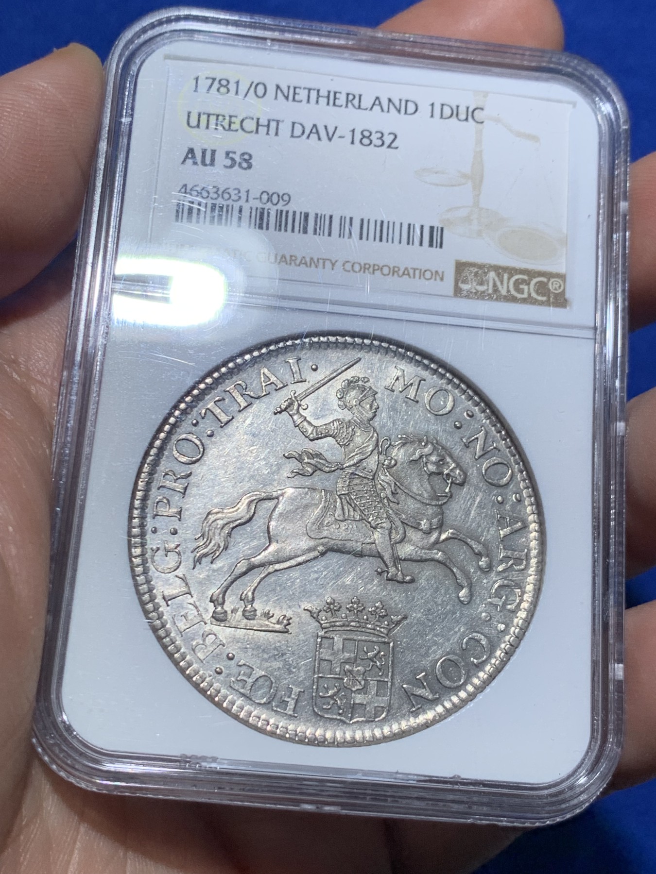 《竞宝斋》第257场-周日，周一 2场连拍 (全场包邮) NGC AU58 荷兰1781/0年骑字版 稀少版别 乌特勒支大马剑 双面完美浮雕 顶级状态 58中的战斗机