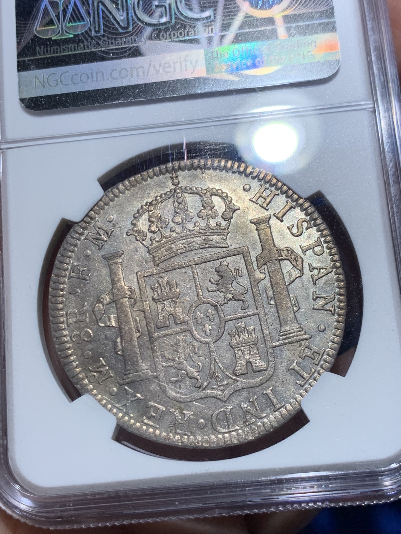 《竞宝斋》第257场-周日，周一 2场连拍 (全场包邮) NGC AU55 墨西哥1793年卡四8里亚尔双柱大银，卡洛斯四世。双面打制优异，细节俱在，状态上佳。1793早期年份少见，不是常见的后期版。