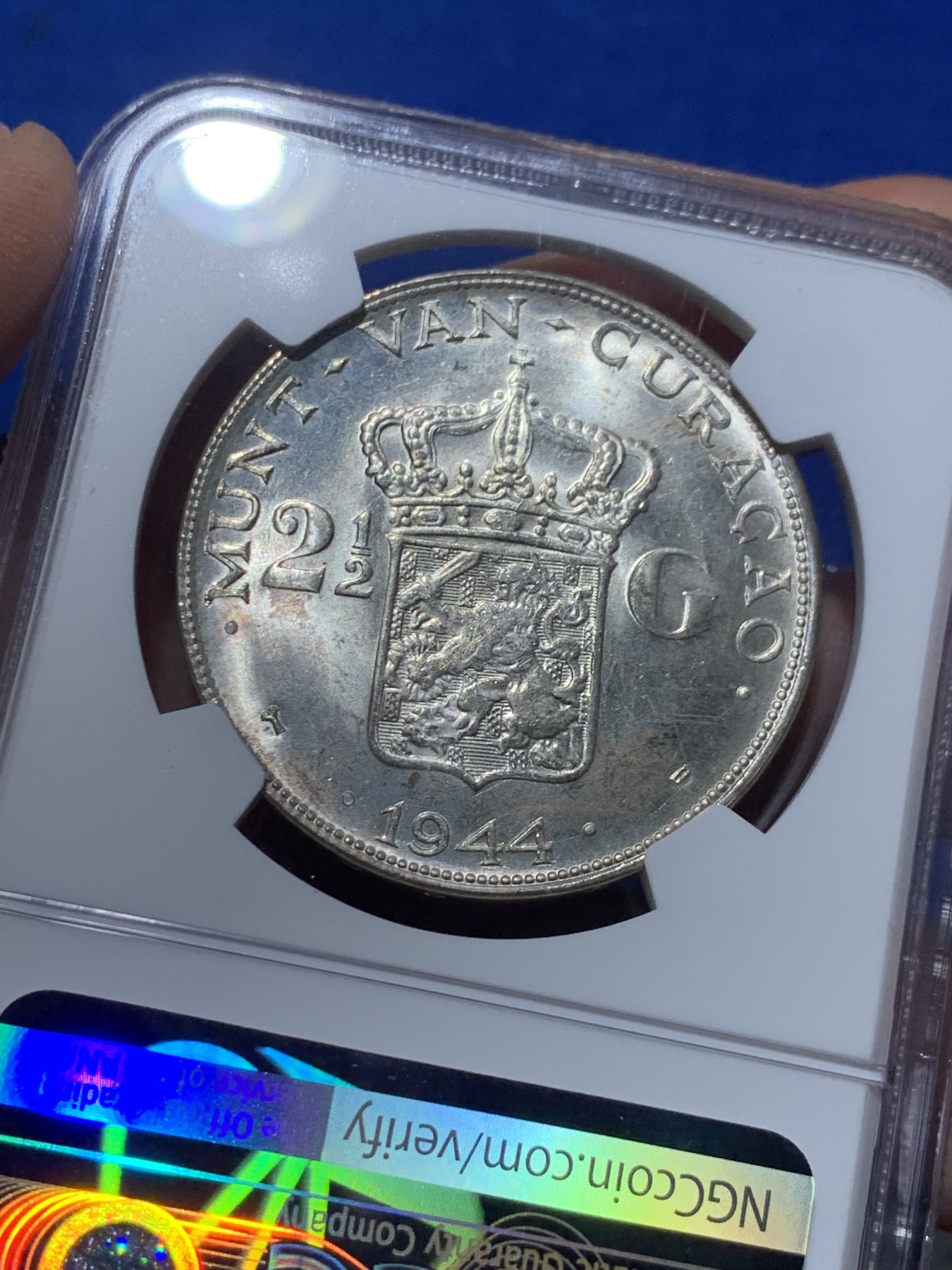 《竞宝斋》第257场-周日，周一 2场连拍 (全场包邮) NGC MS63 荷属库拉索1944D威廉明娜2.5盾大银币